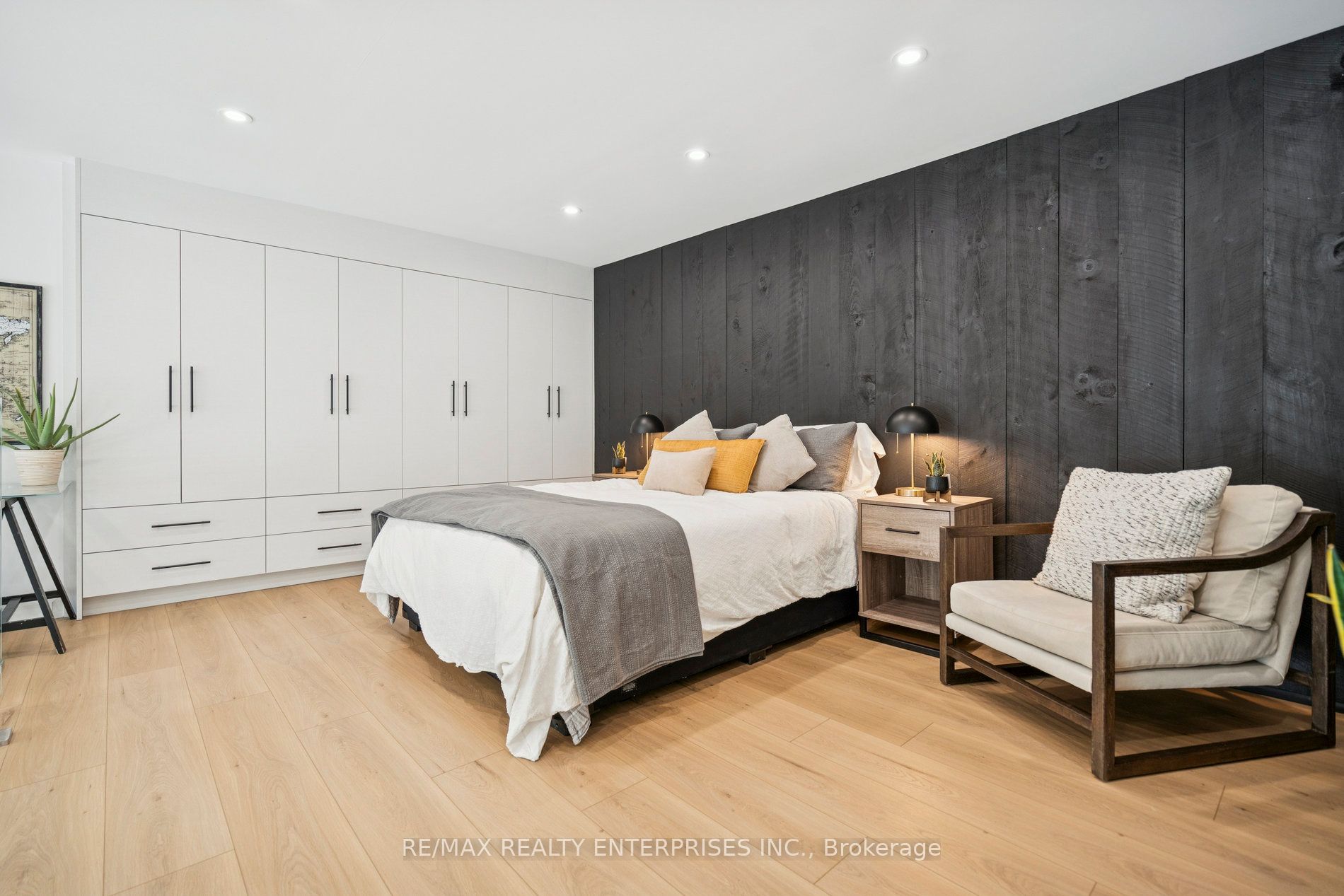 185 Robinson Street Ph08 Property Photo 11