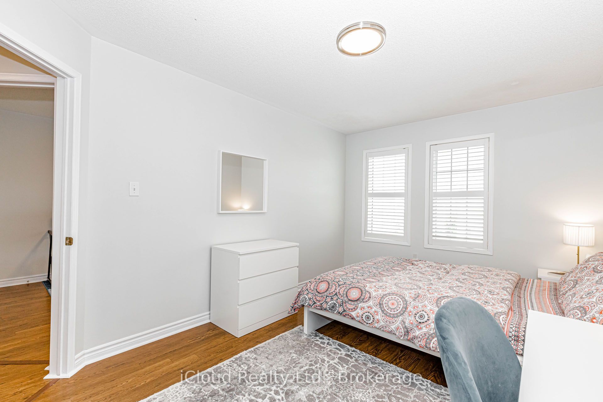 1279 Lamont Crescent Property Photo 37