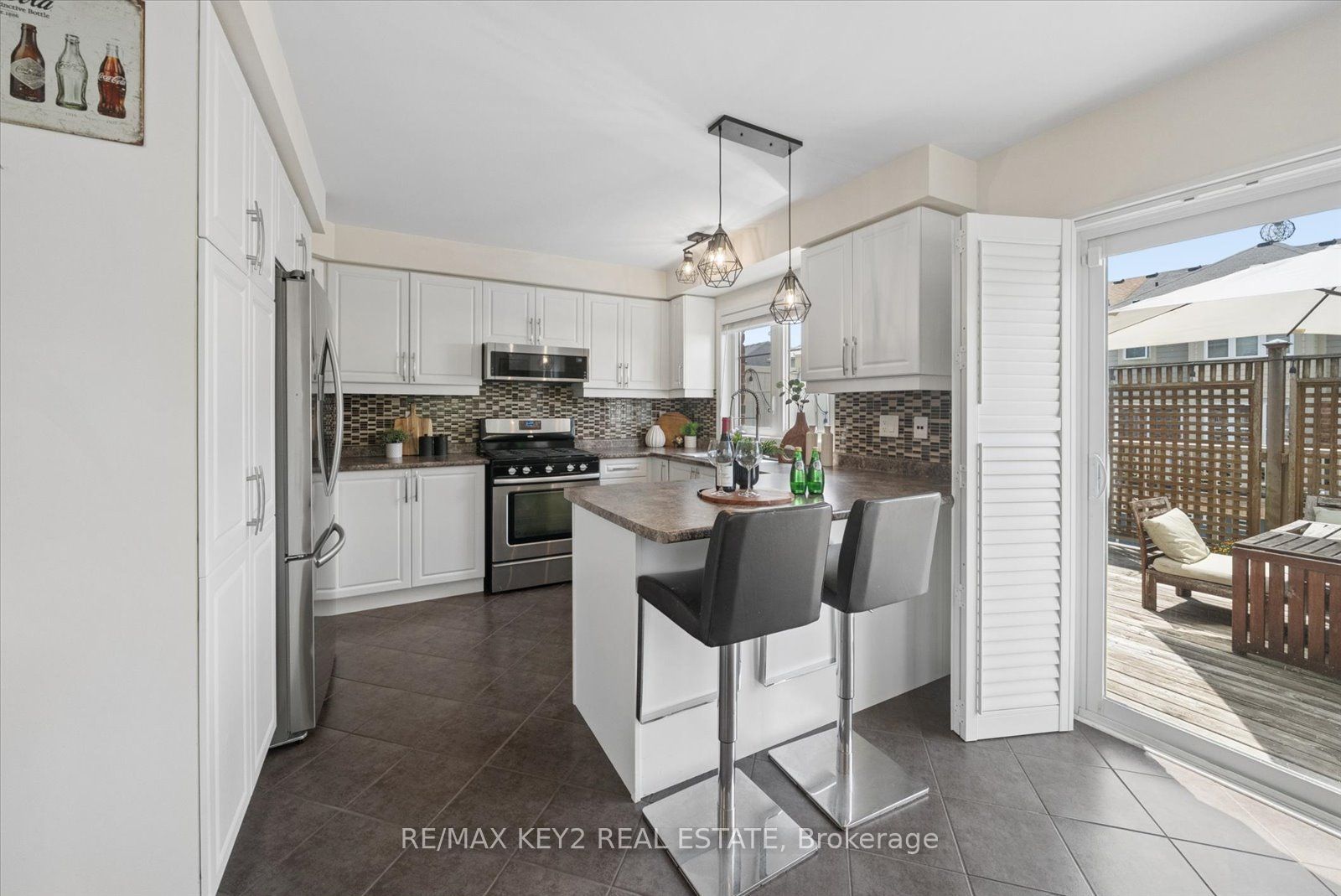 612 Gervais Terrace Property Photo 11