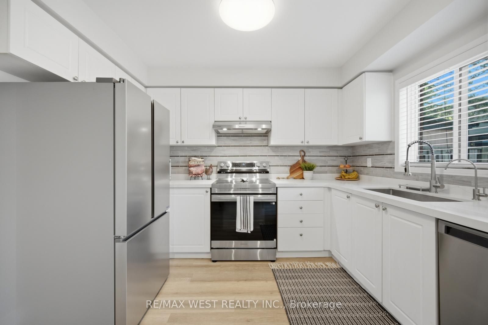 5 Spring Street 10 Property Photo 18