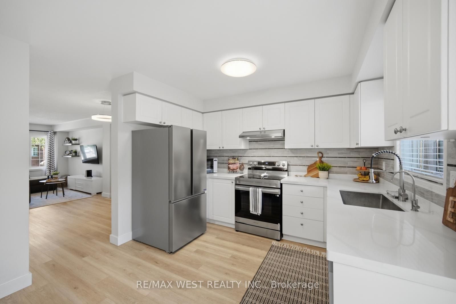 5 Spring Street 10 Property Photo 19