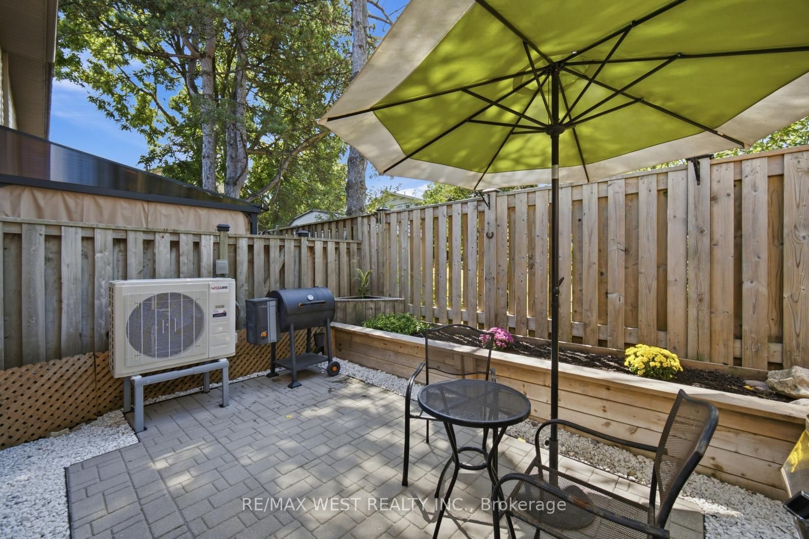 5 Spring Street 10 Property Photo 42