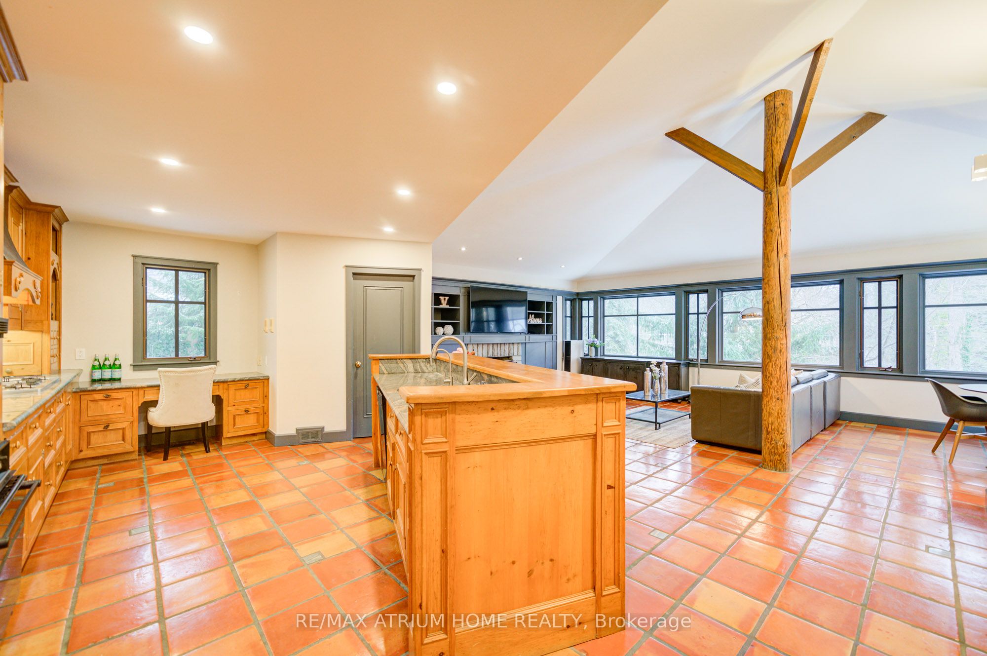 223 Trelawn Avenue Property Photo 6