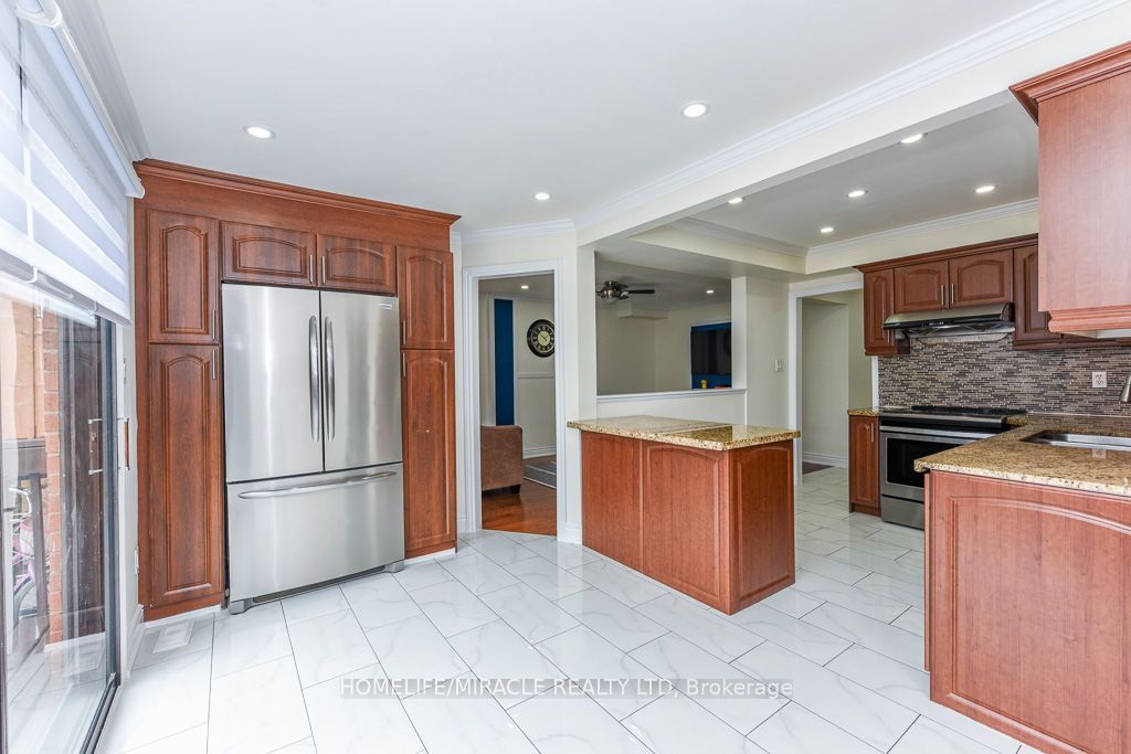5449 Heritage Hills Boulevard Property Photo 15