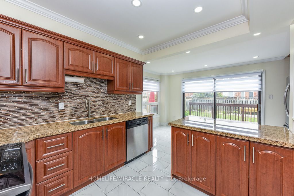 5449 Heritage Hills Boulevard Property Photo 19