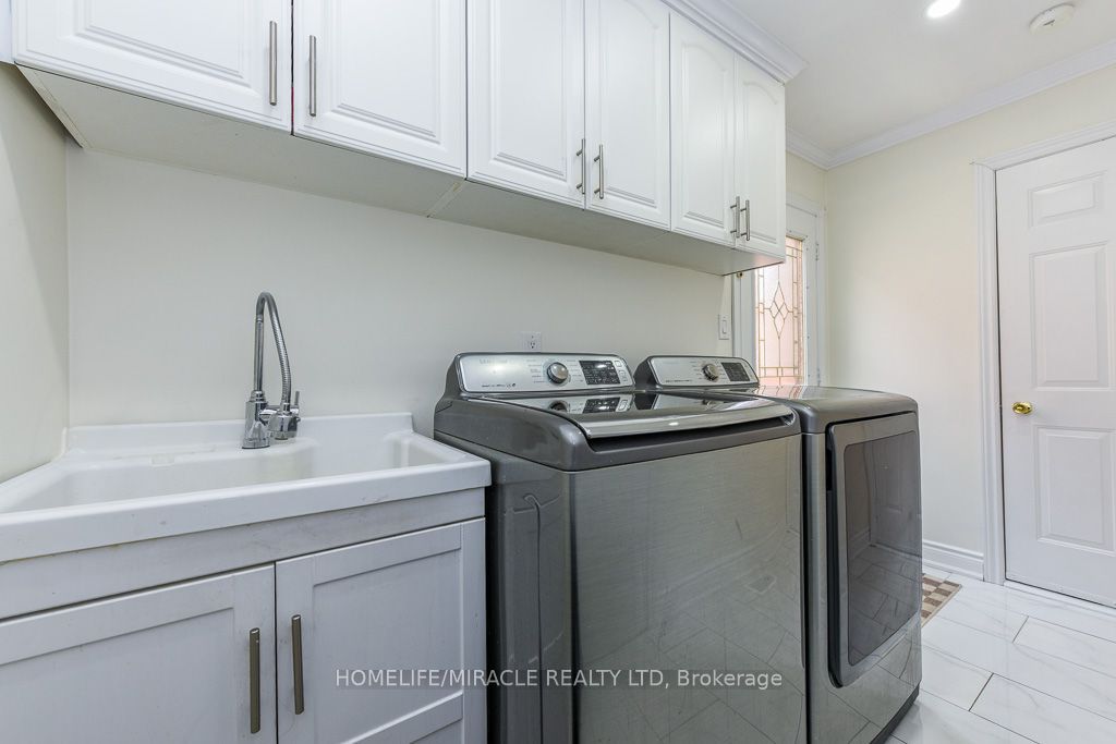 5449 Heritage Hills Boulevard Property Photo 22