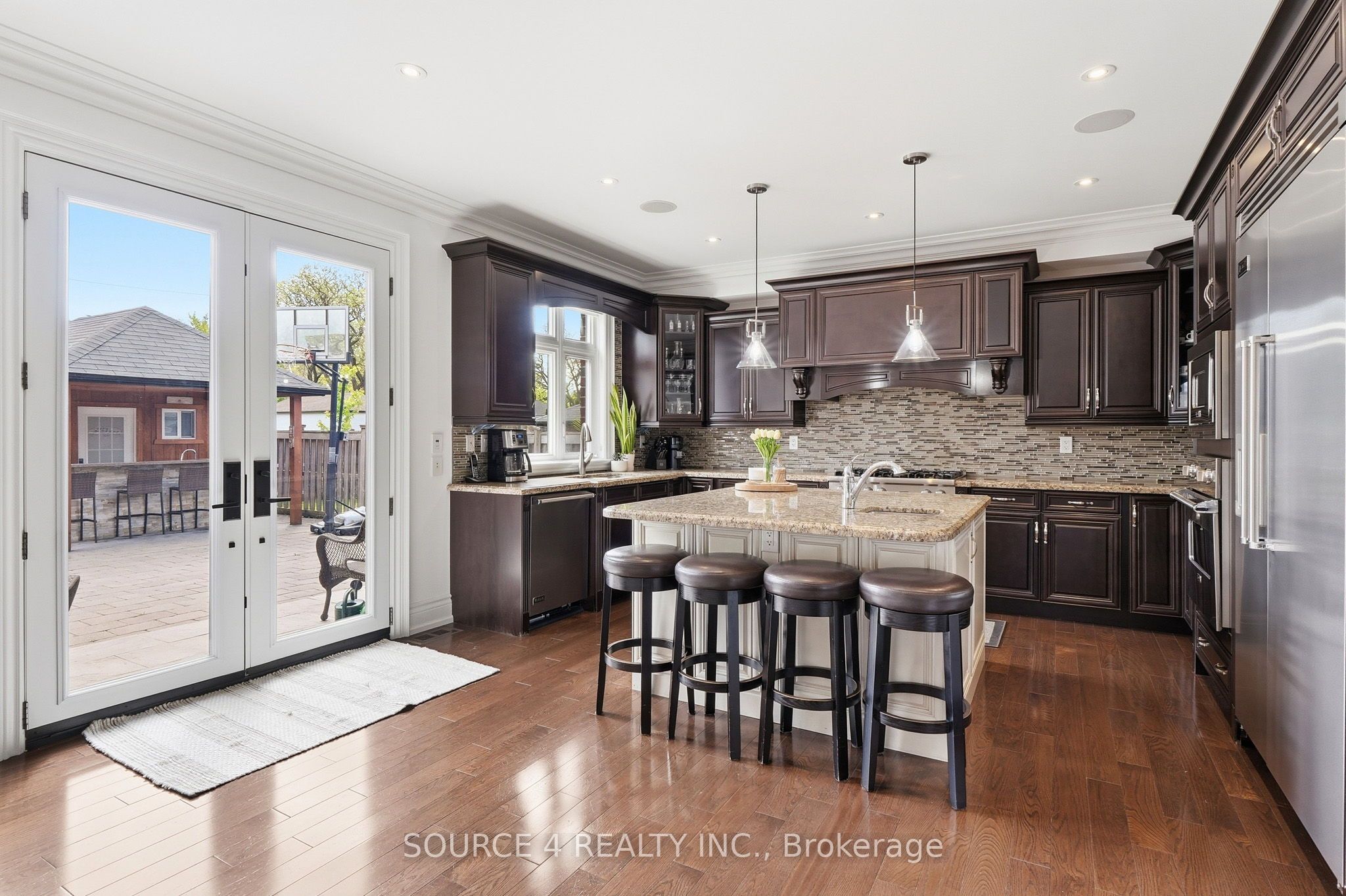 39 Amesbury Drive Property Photo 10