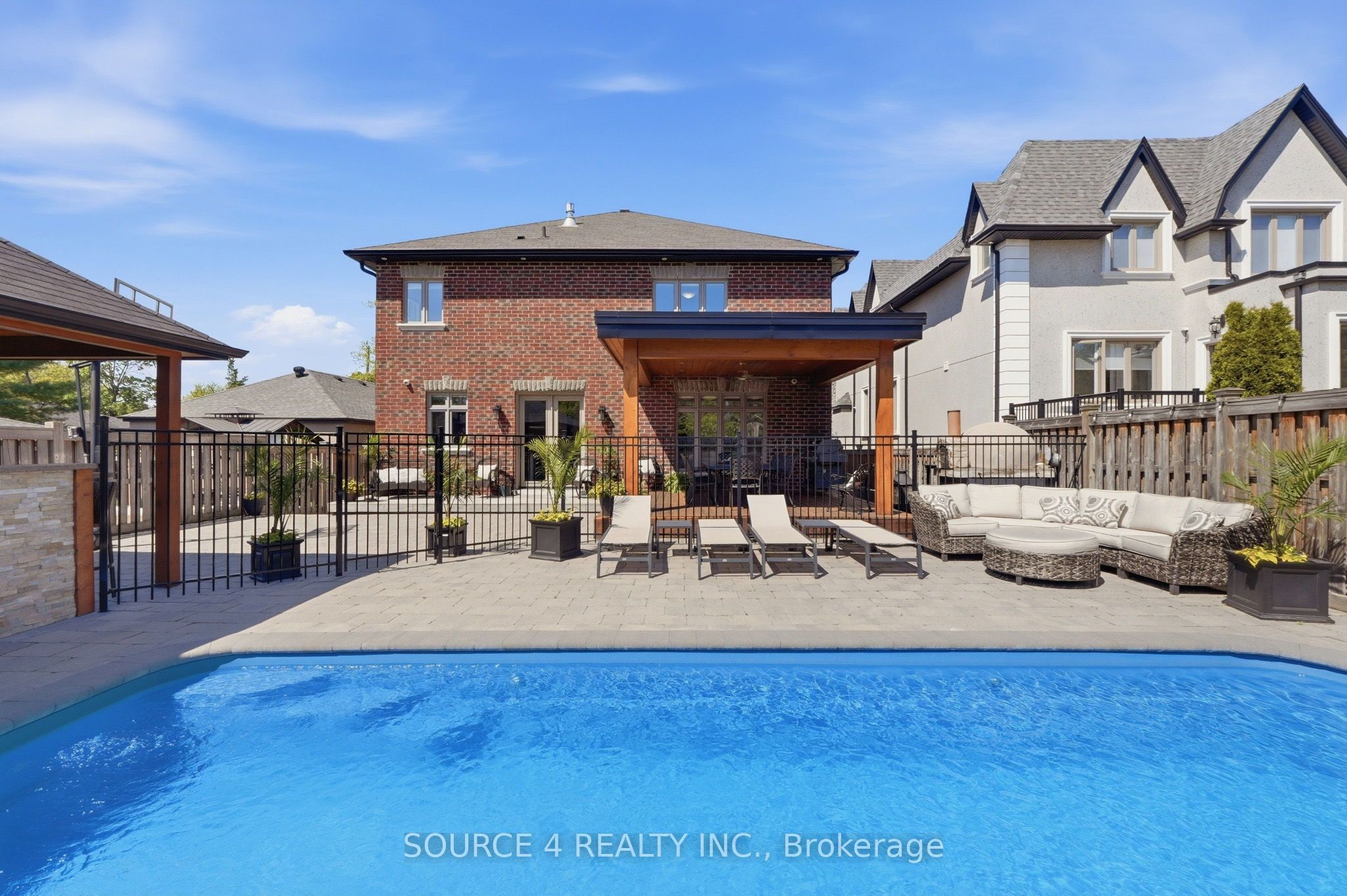 39 Amesbury Drive Property Photo 46