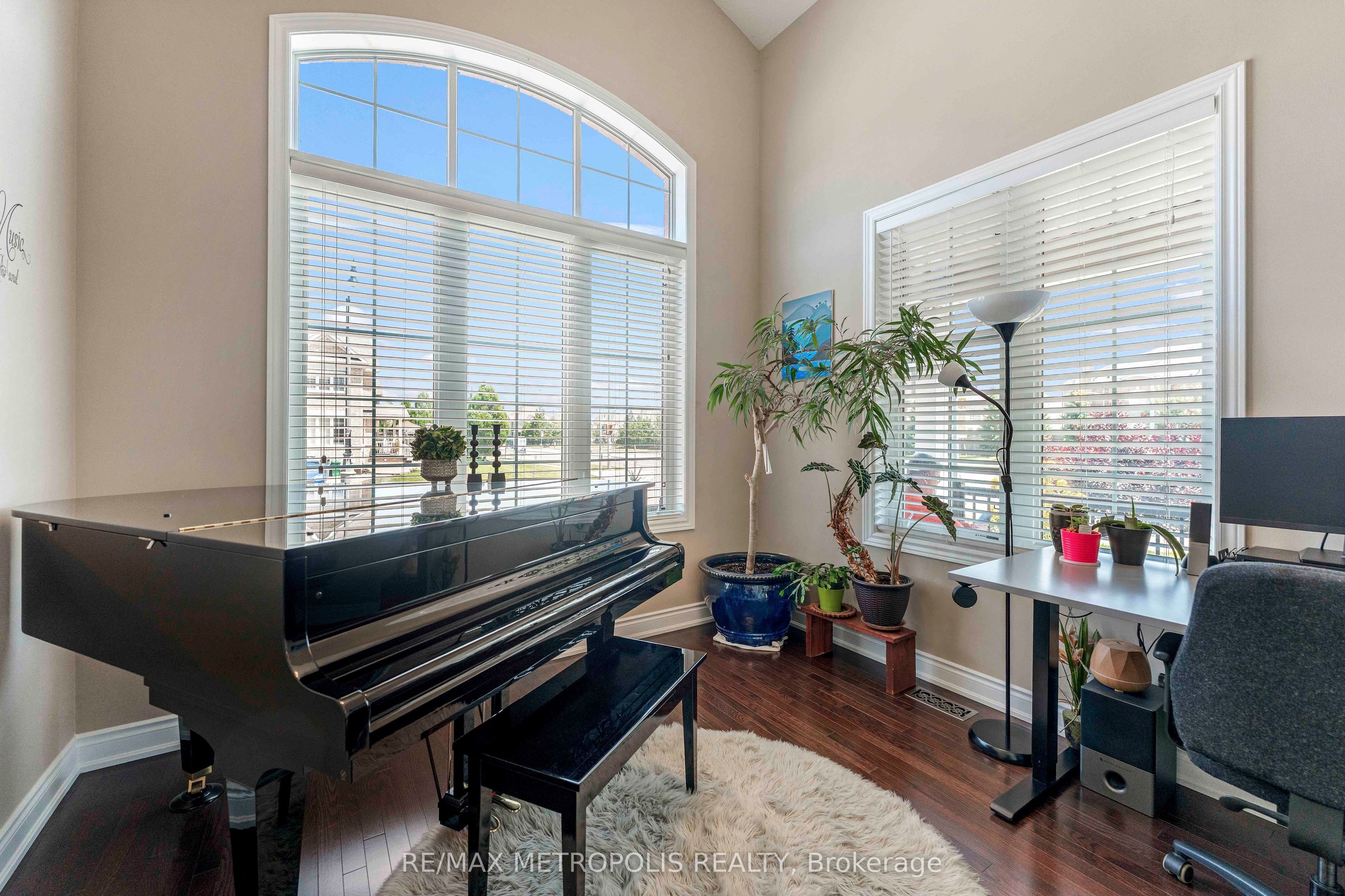 2 Brentwick Drive Property Photo 8