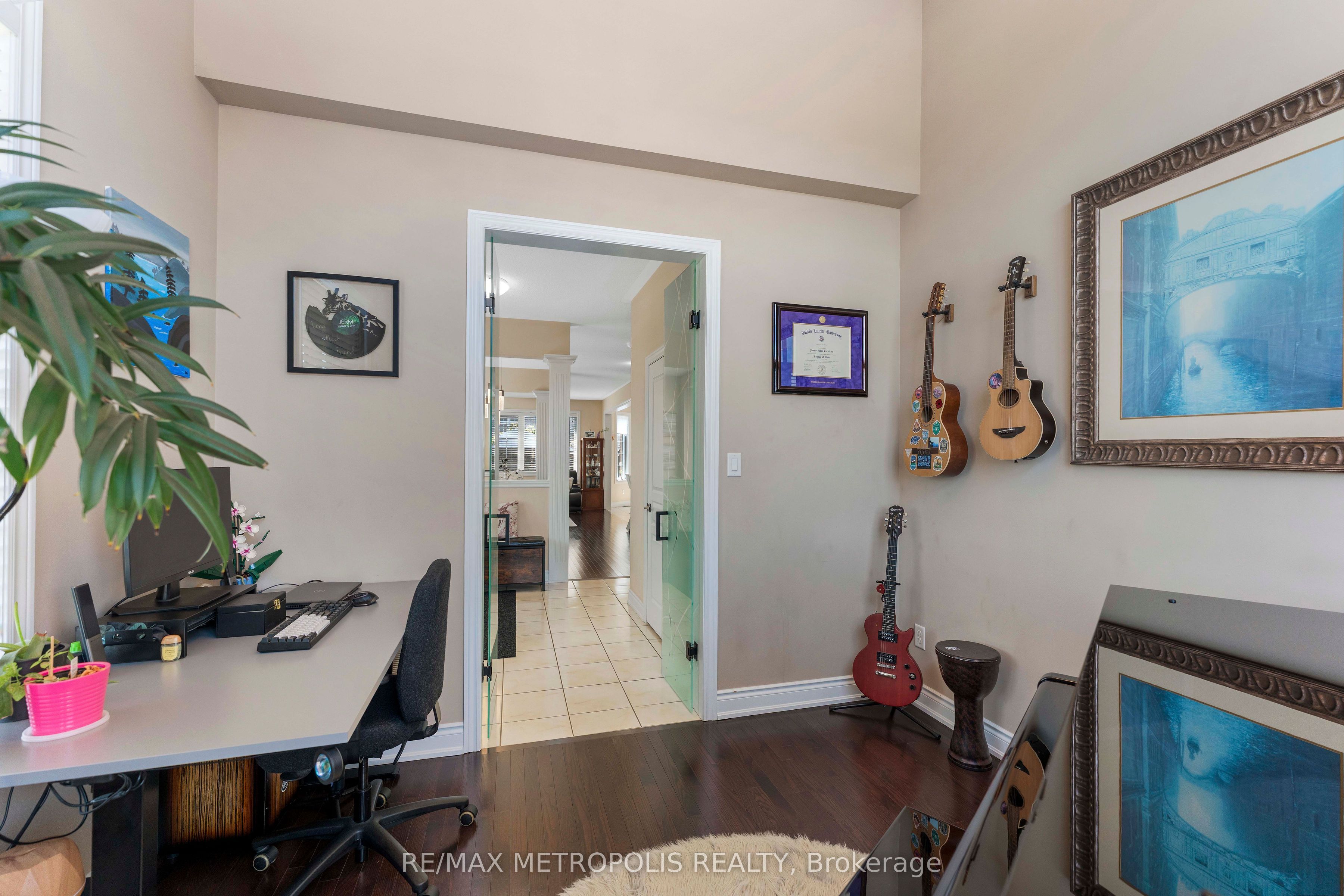 2 Brentwick Drive Property Photo 9