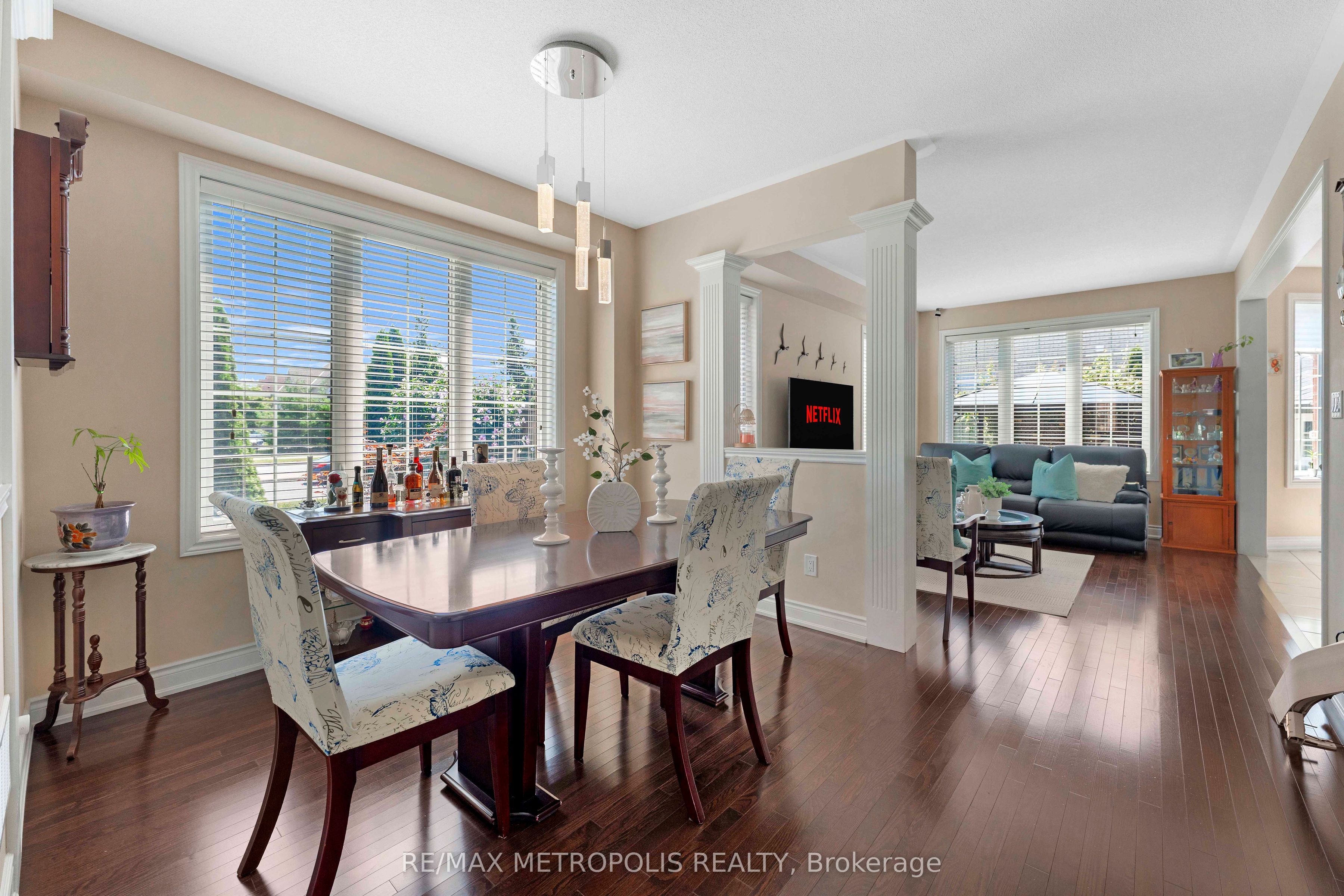 2 Brentwick Drive Property Photo 14