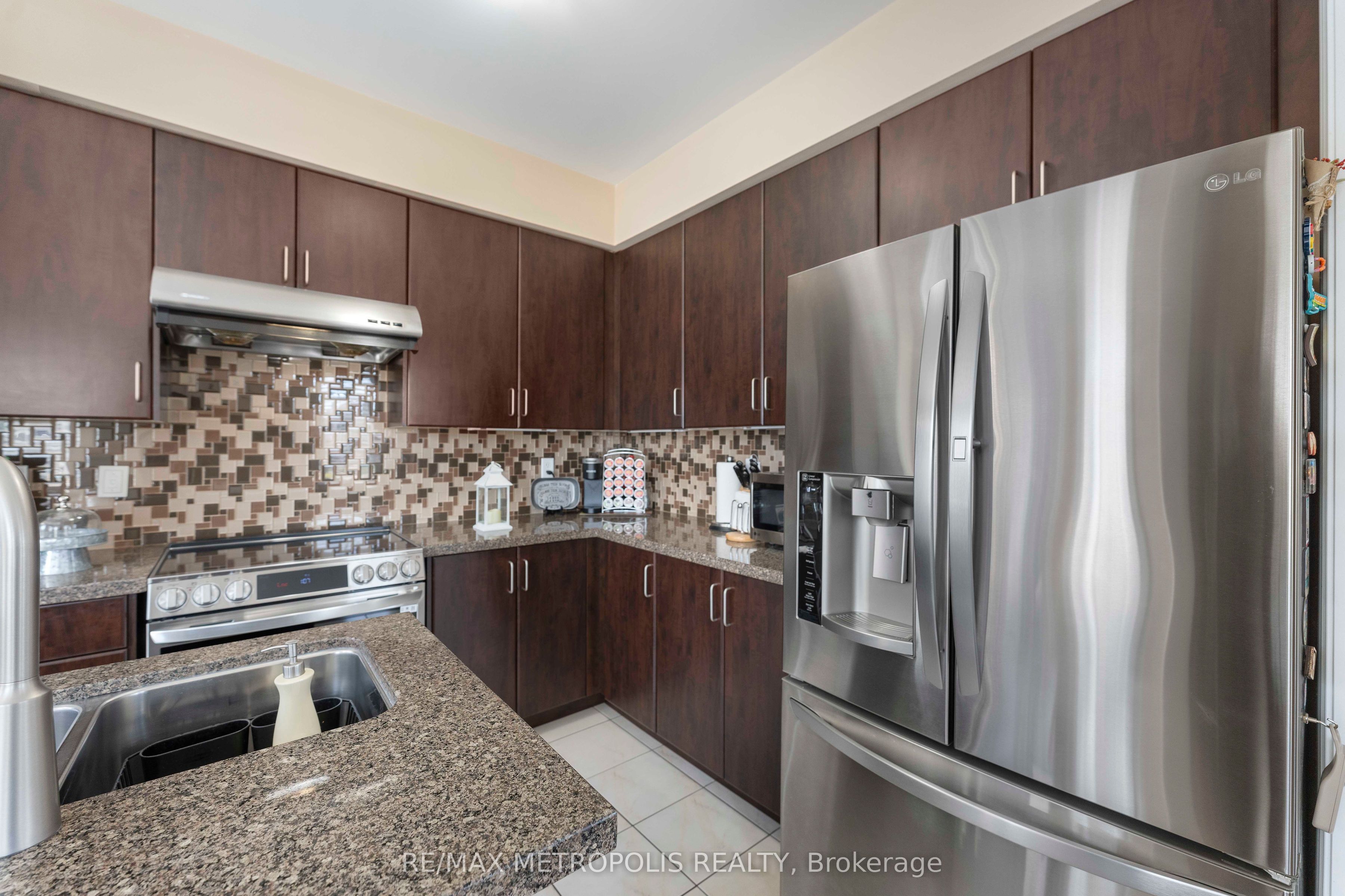 2 Brentwick Drive Property Photo 19