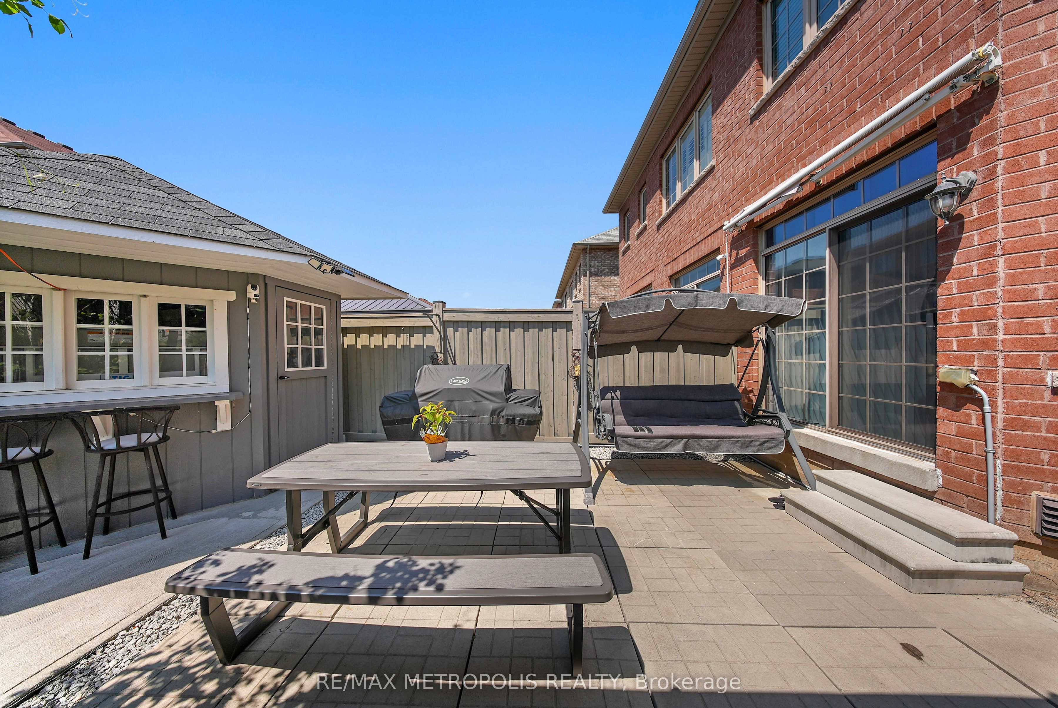 2 Brentwick Drive Property Photo 44