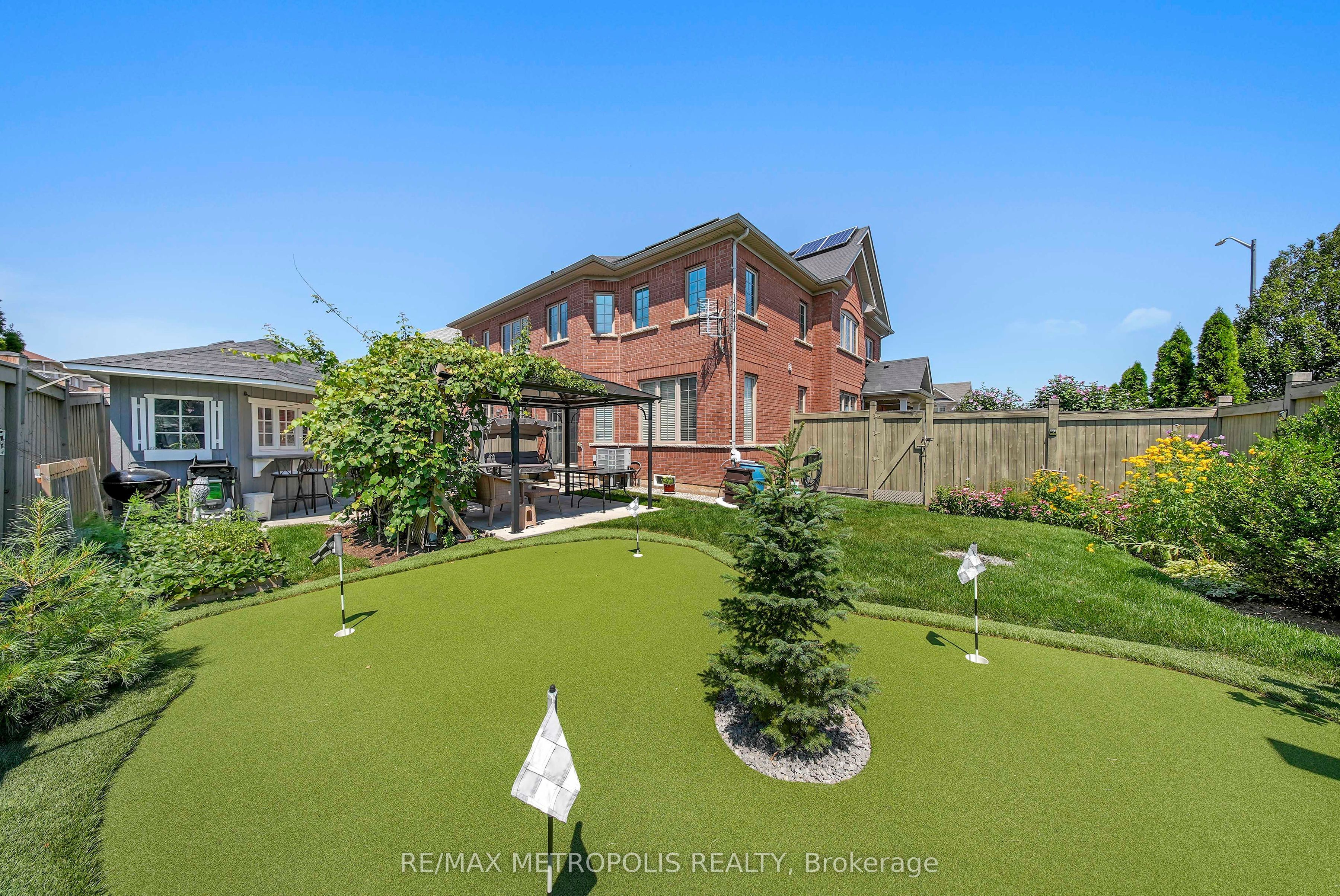 2 Brentwick Drive Property Photo 46