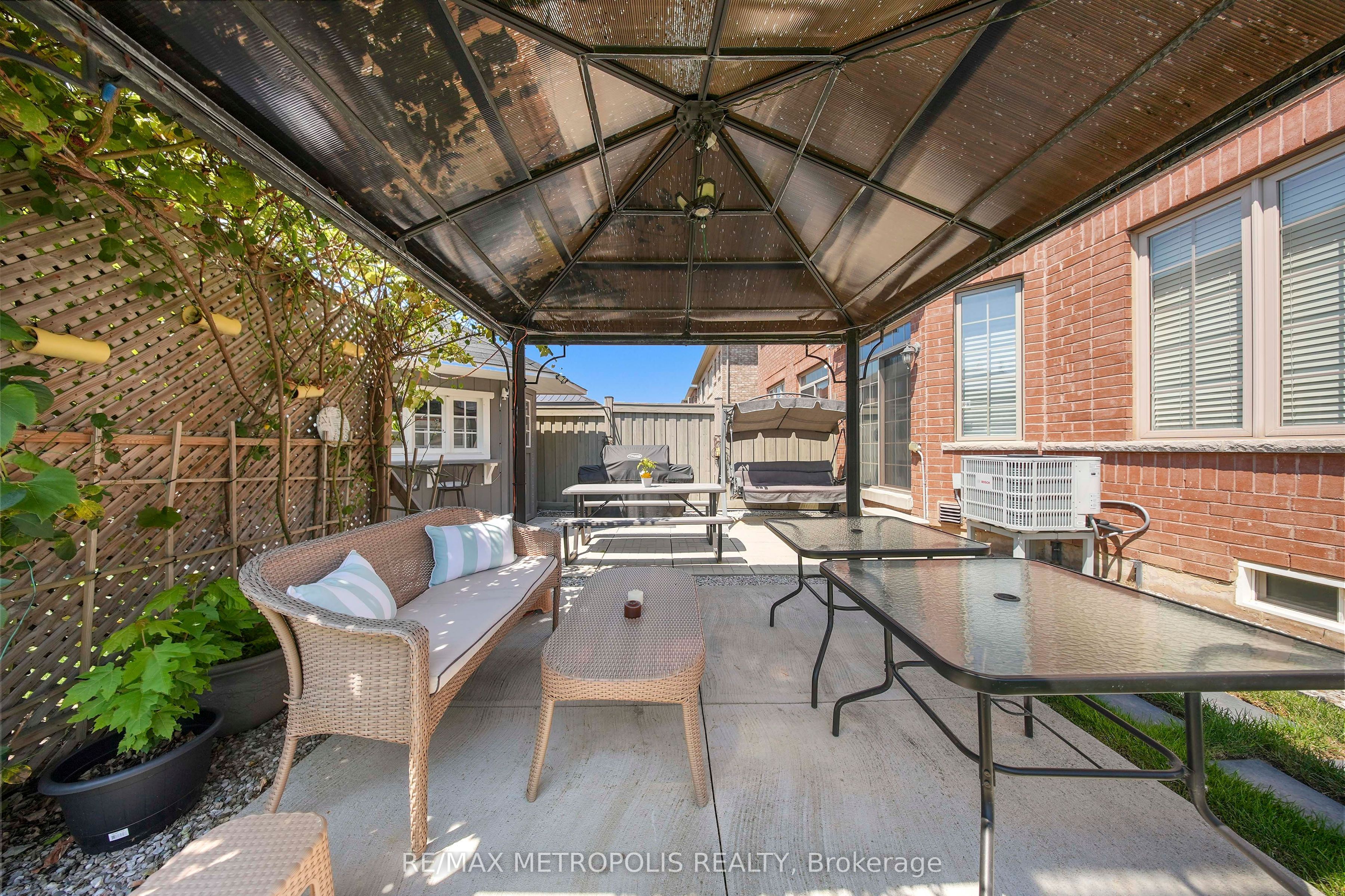2 Brentwick Drive Property Photo 48