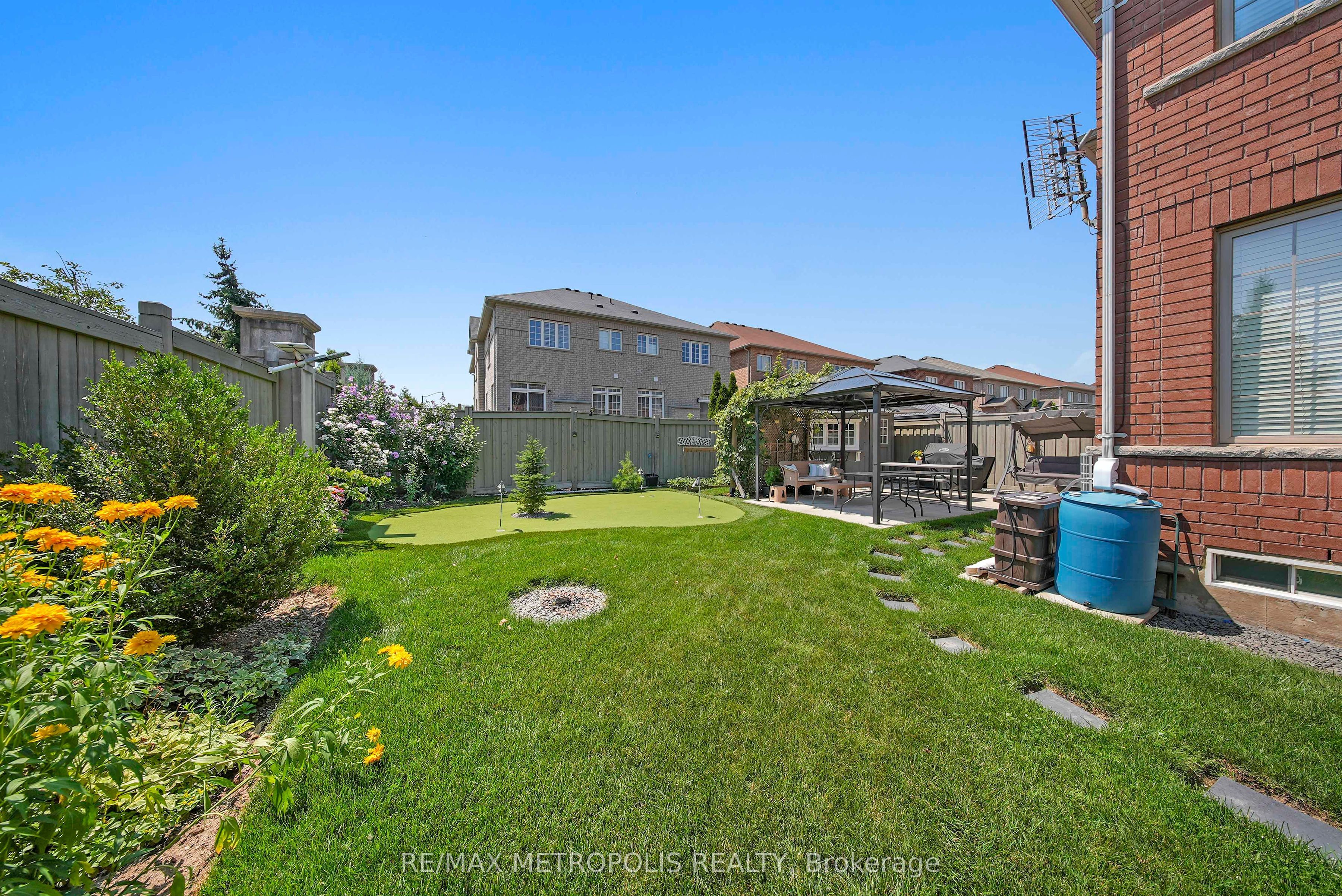 2 Brentwick Drive Property Photo 49