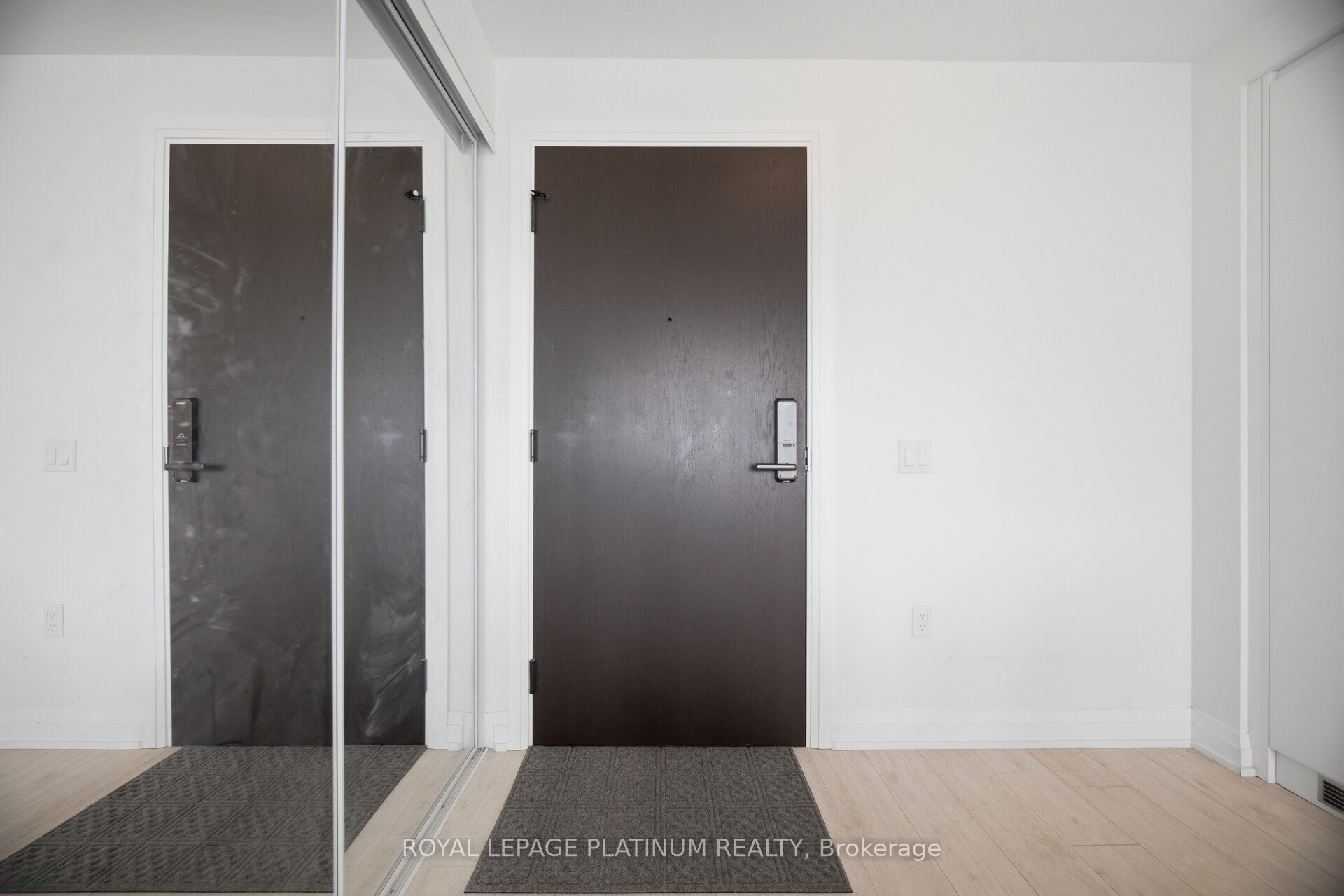 412 Silver Maple Road 311 Property Photo 5