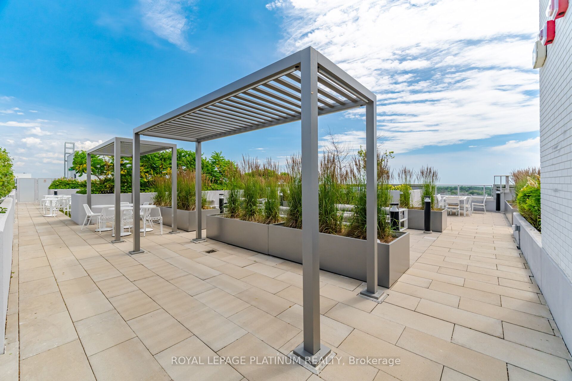 412 Silver Maple Road 311 Property Photo 27