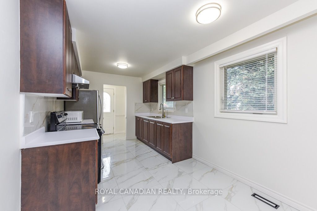7700 Kittridge Drive Property Photo 8