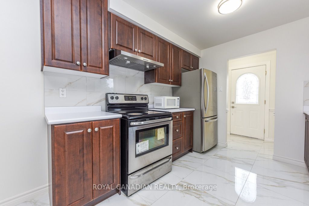 7700 Kittridge Drive Property Photo 10