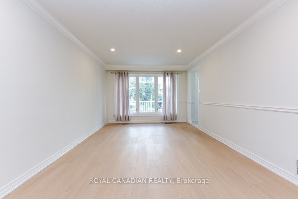 7700 Kittridge Drive Property Photo 16