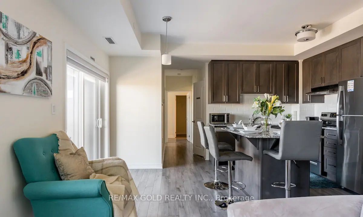 200 Lagerfeld Drive E 414 Property Photo 7