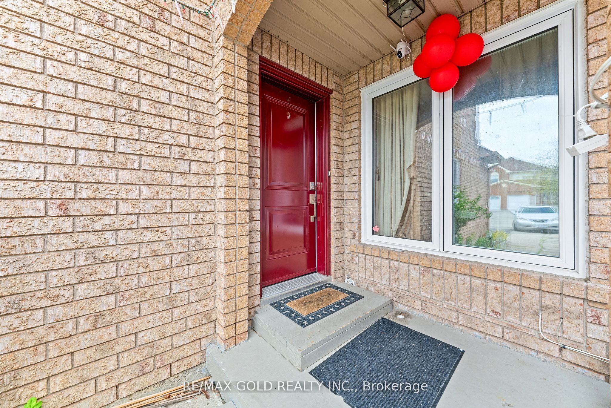 92 Dandelion Road Property Photo 4
