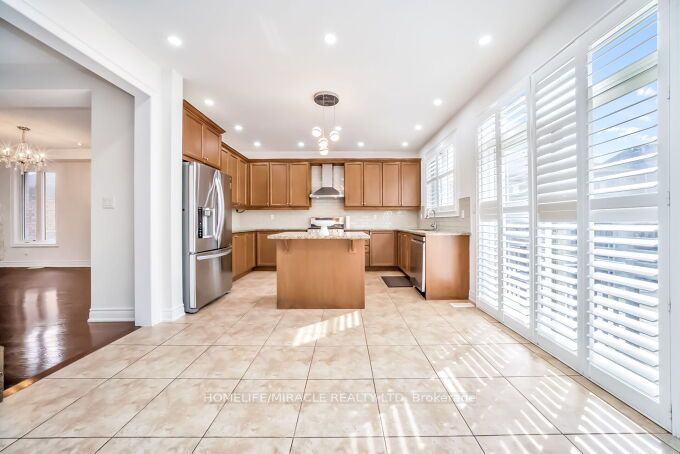14 Bonnie Braes Drive Property Photo 11
