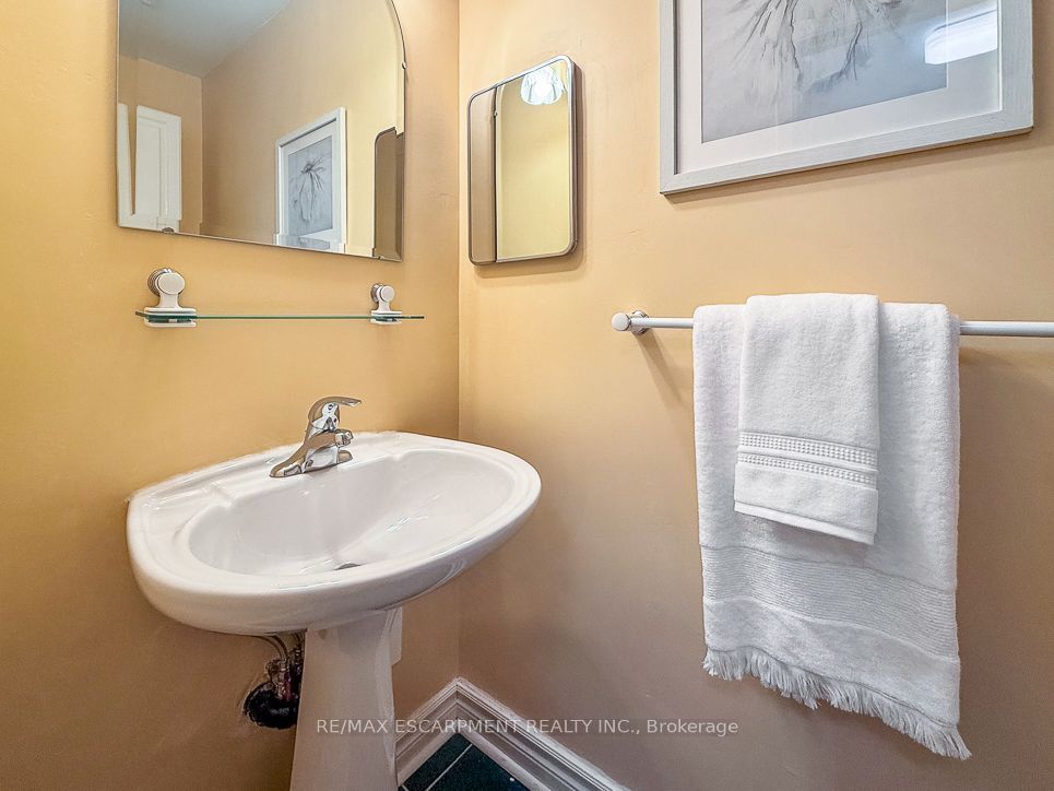 1320 Gatehouse Drive Property Photo 27