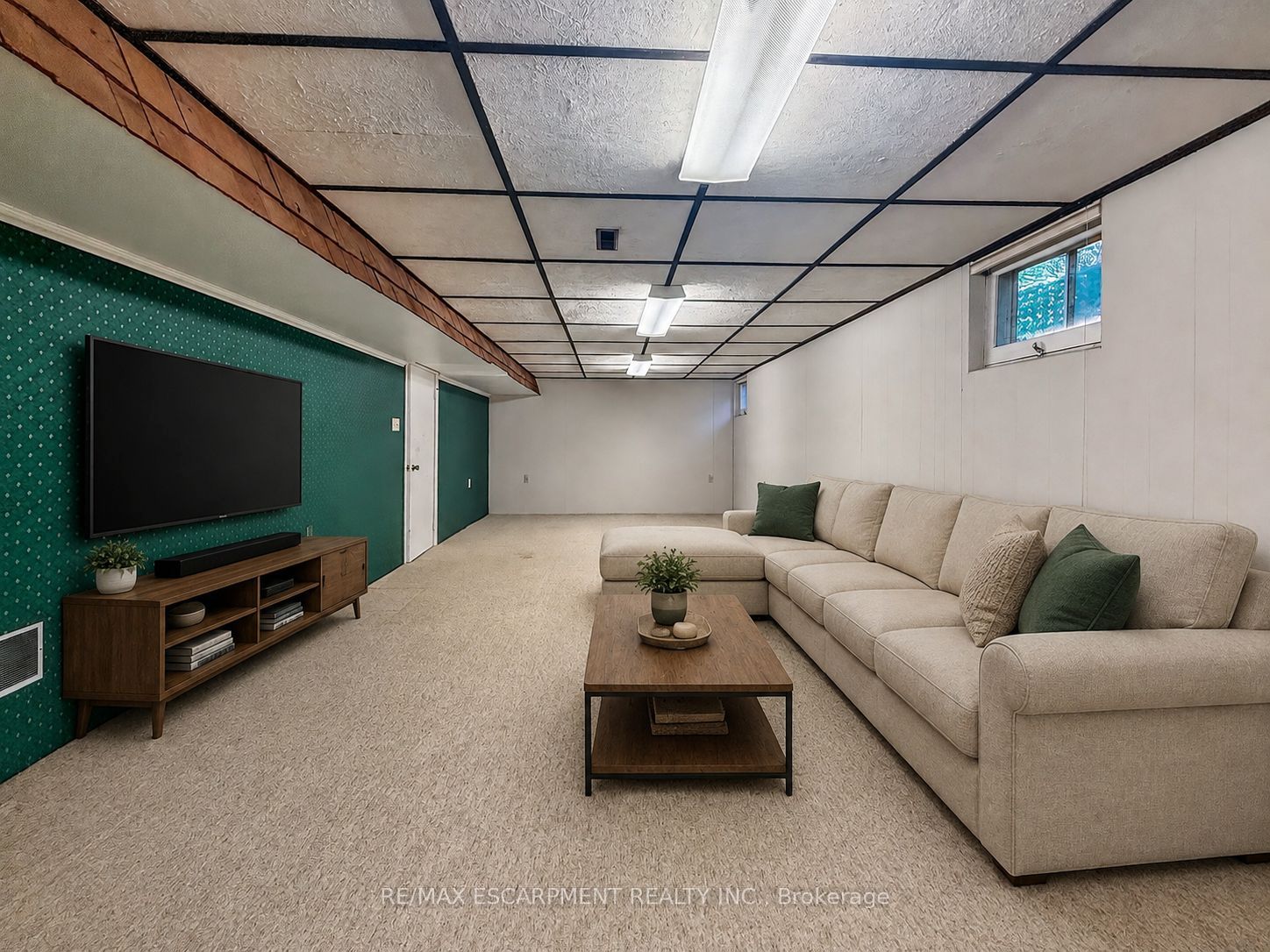1320 Gatehouse Drive Property Photo 28