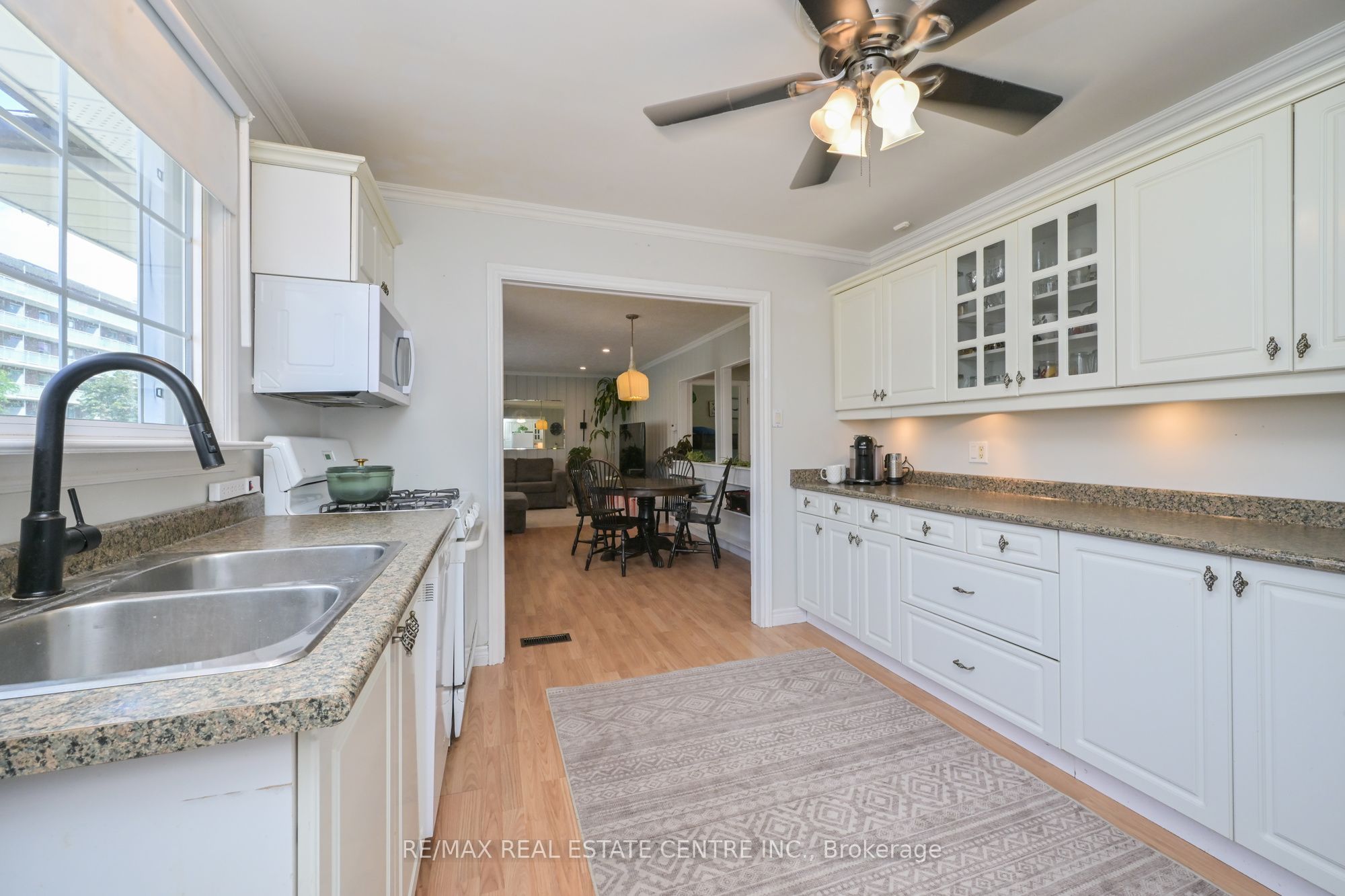 110 John Street Property Photo 7