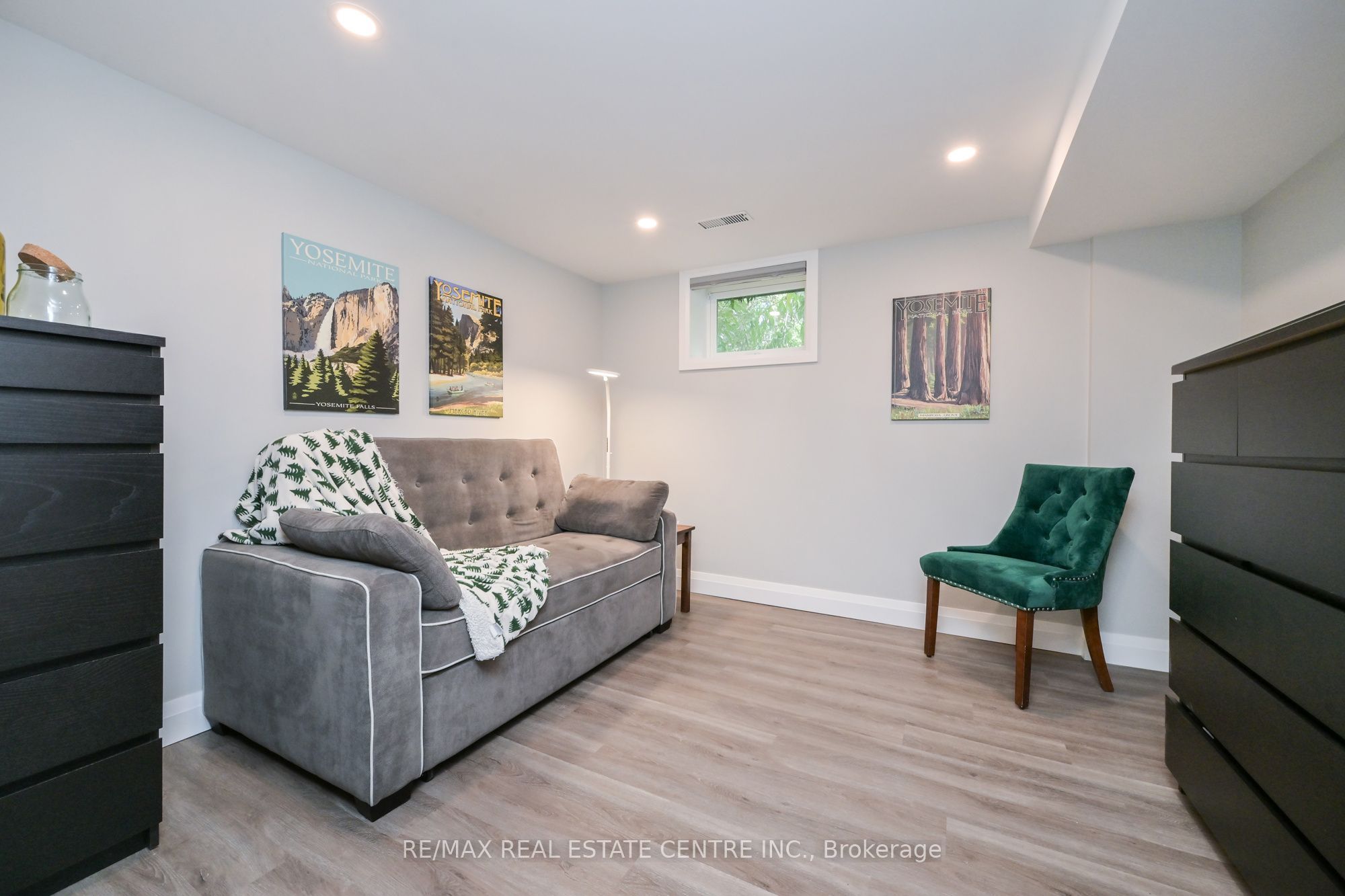 110 John Street Property Photo 18