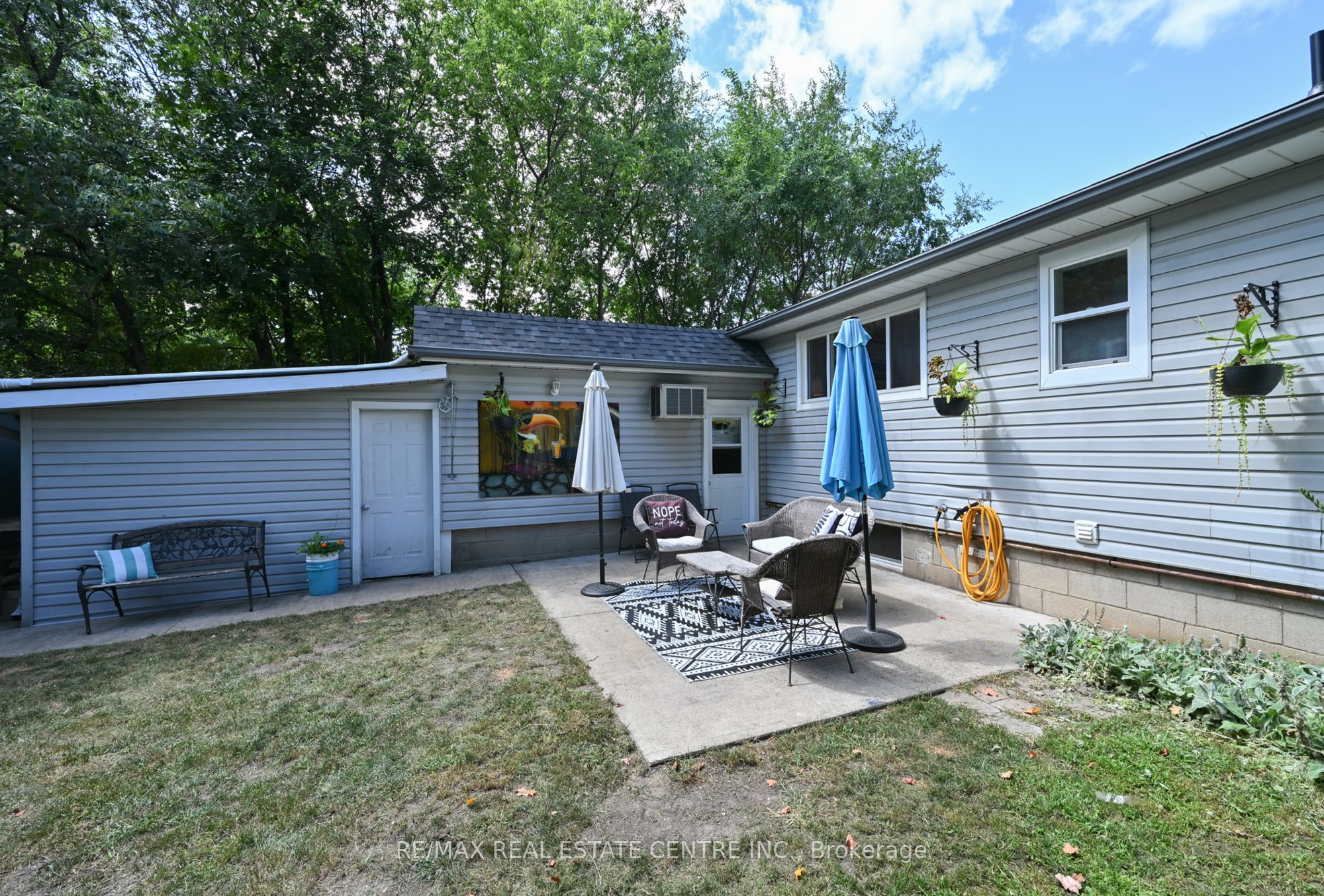 110 John Street Property Photo 31