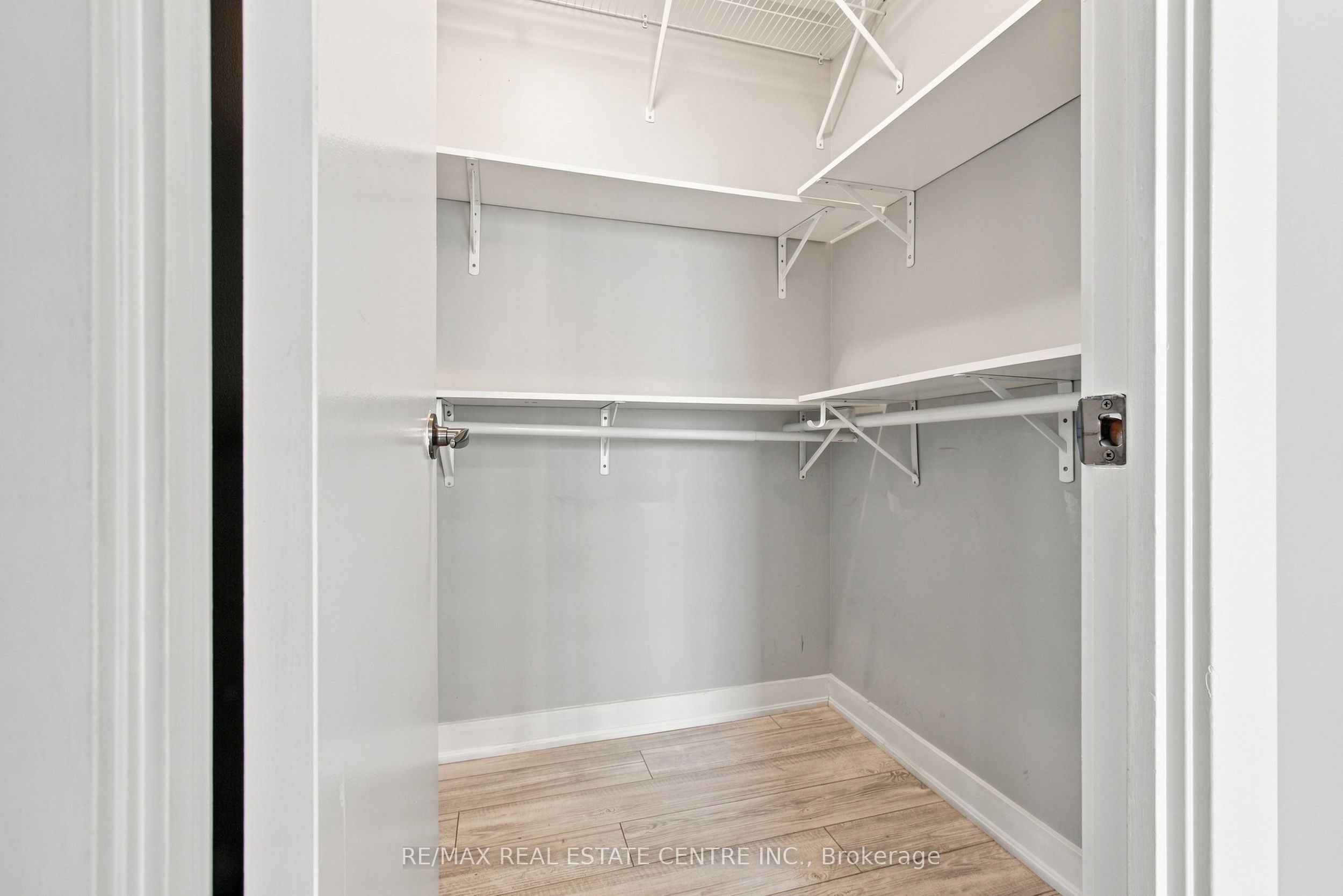 4065 Brickstone Mews 1103 Property Photo 28