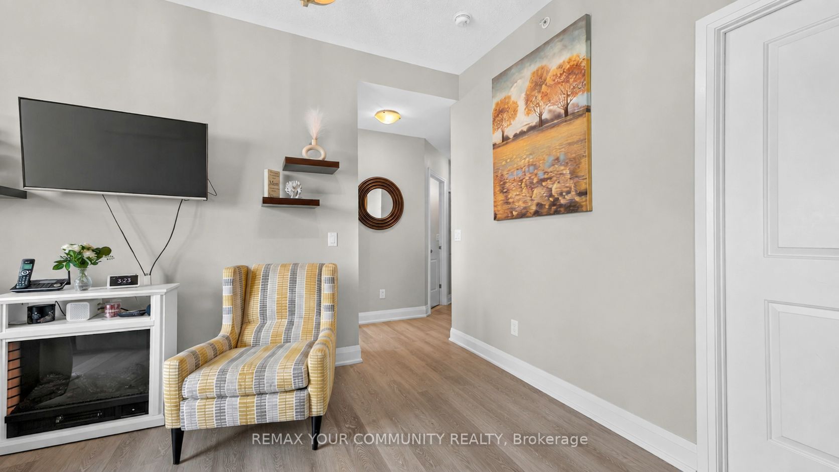 55 Yorkland Boulevard 610 Property Photo 8