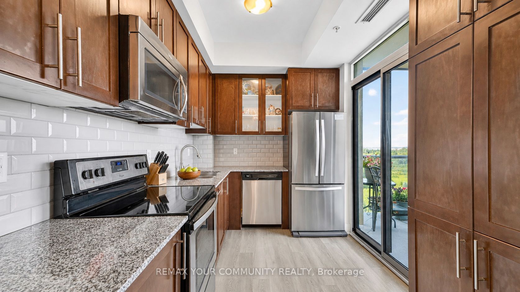 55 Yorkland Boulevard 610 Property Photo 12