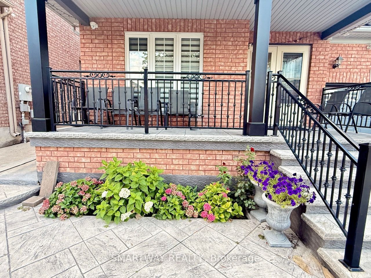 4 E Blazing Star Drive Property Photo 9