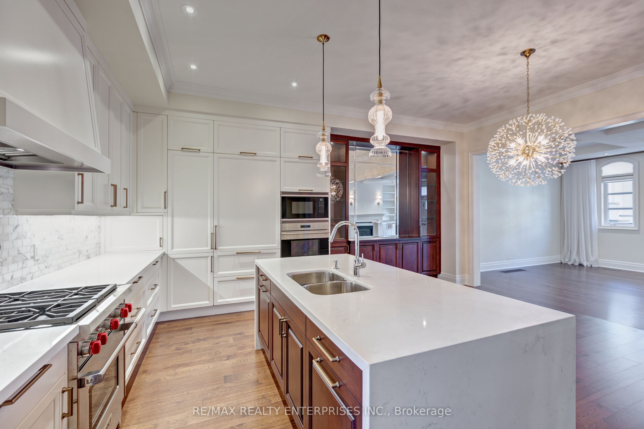 287 Rebecca Street Property Photo 4