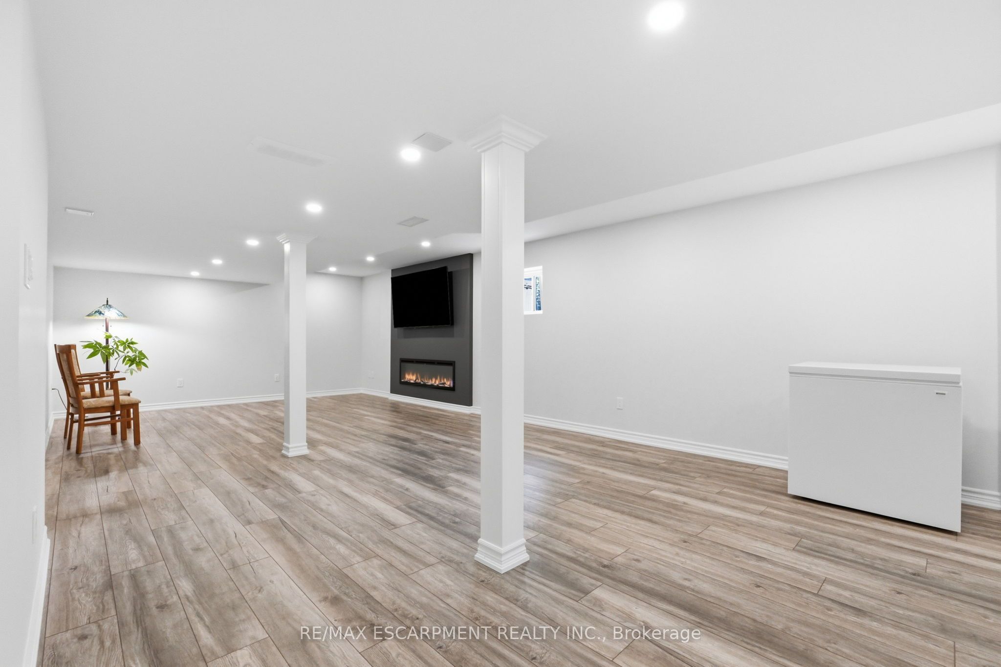 2241 Glazebrook Circle Property Photo 39