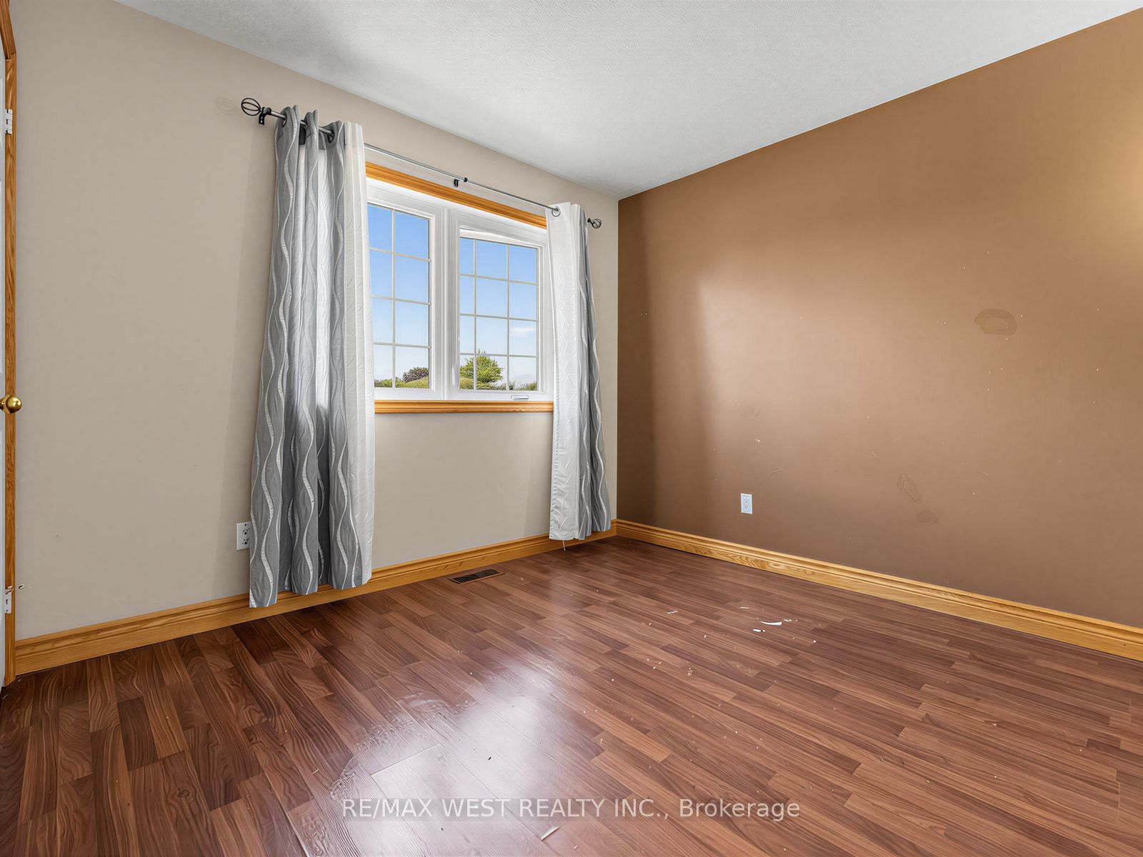 112 Jordan Drive Property Photo 28