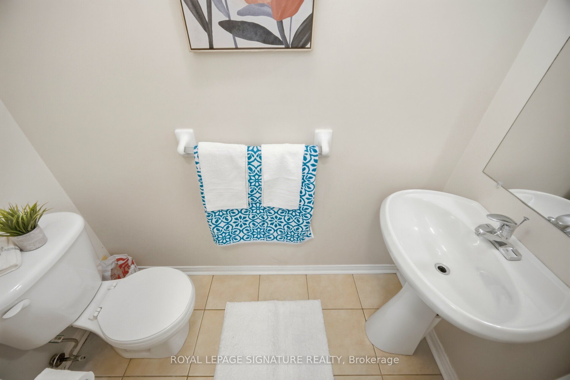 34 Nina Place N Property Photo 21