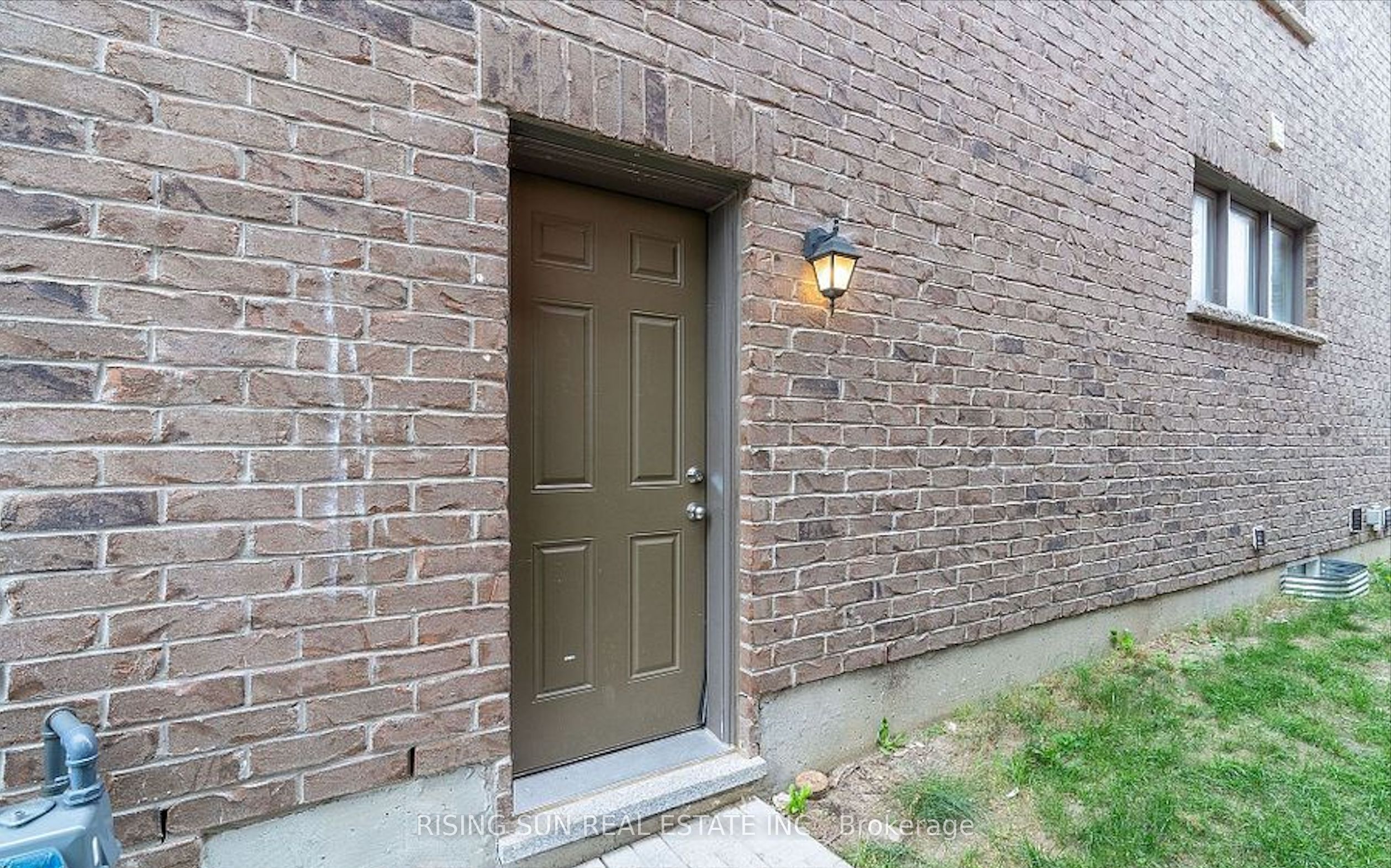 24 Herrick Drive Property Photo 3