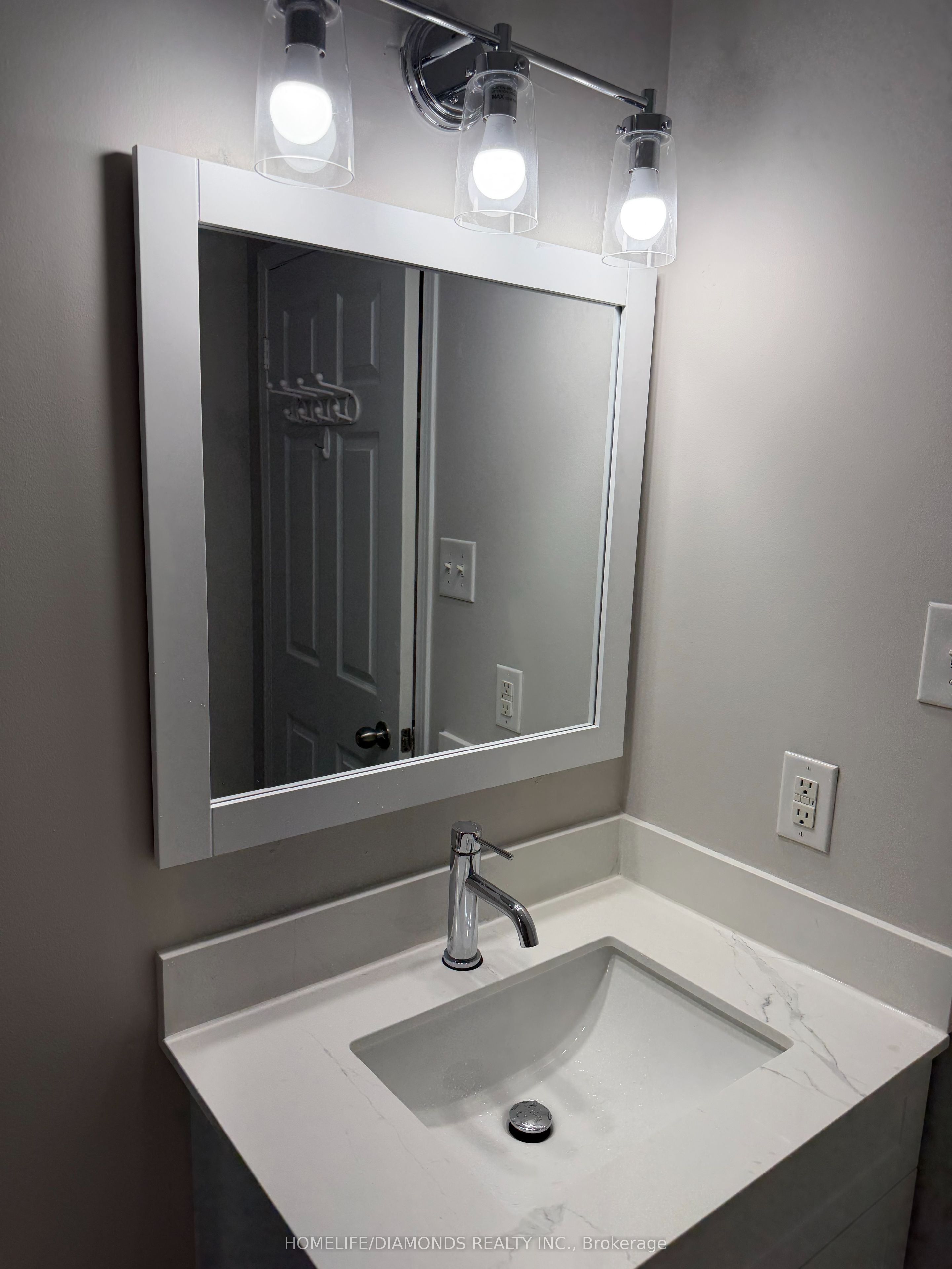 60 Fairwood Circle 149 Property Photo 14