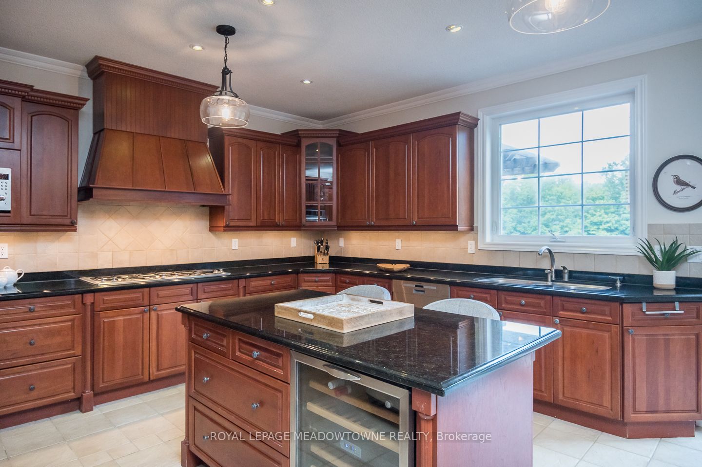 4215 Ennisclare Drive Property Photo 16