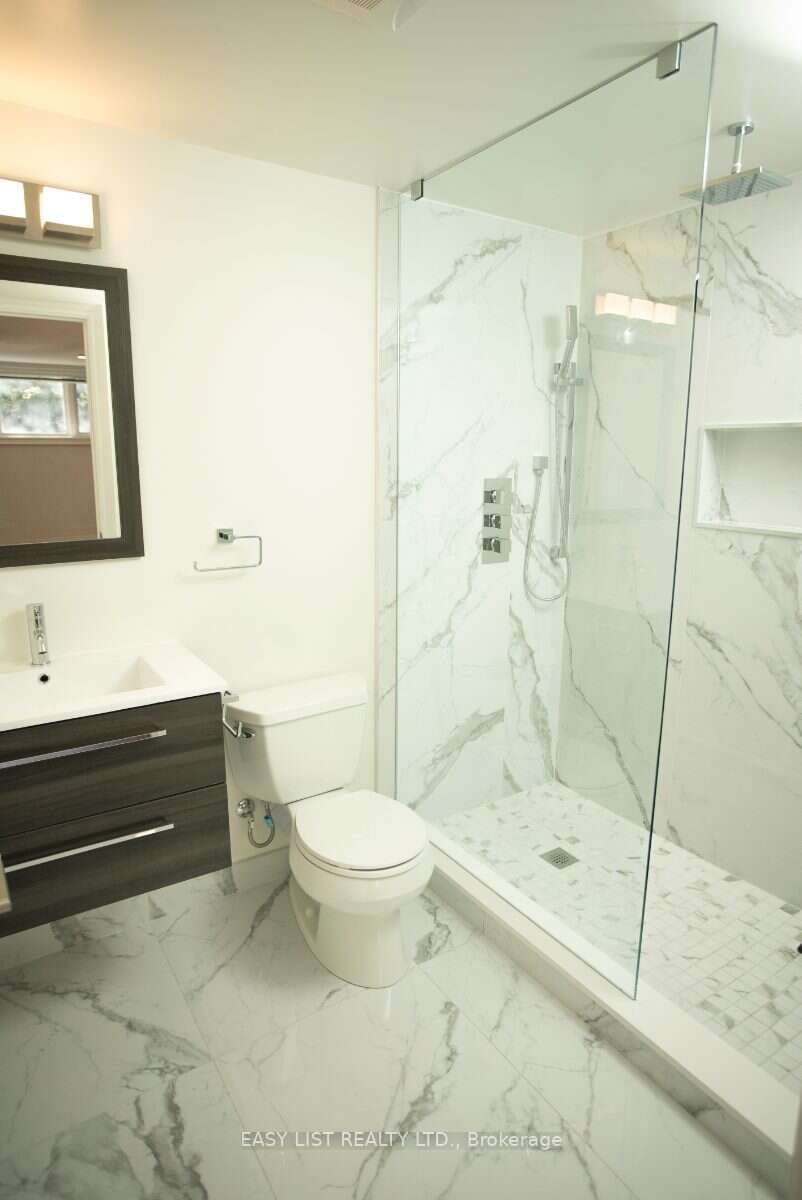 2 Princess Anne Crescent Property Photo 8