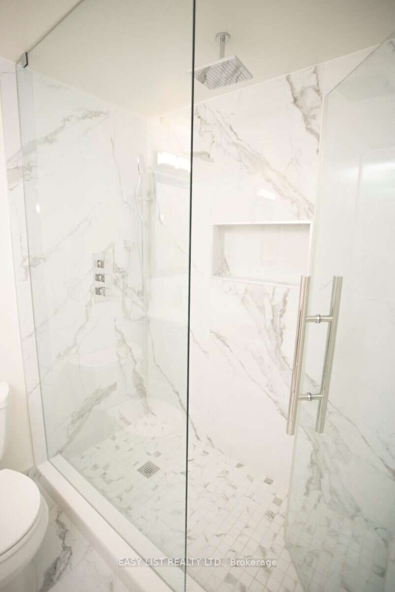 2 Princess Anne Crescent Property Photo 10
