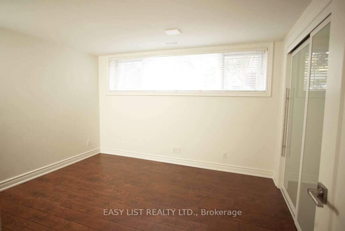 2 Princess Anne Crescent Property Photo 11