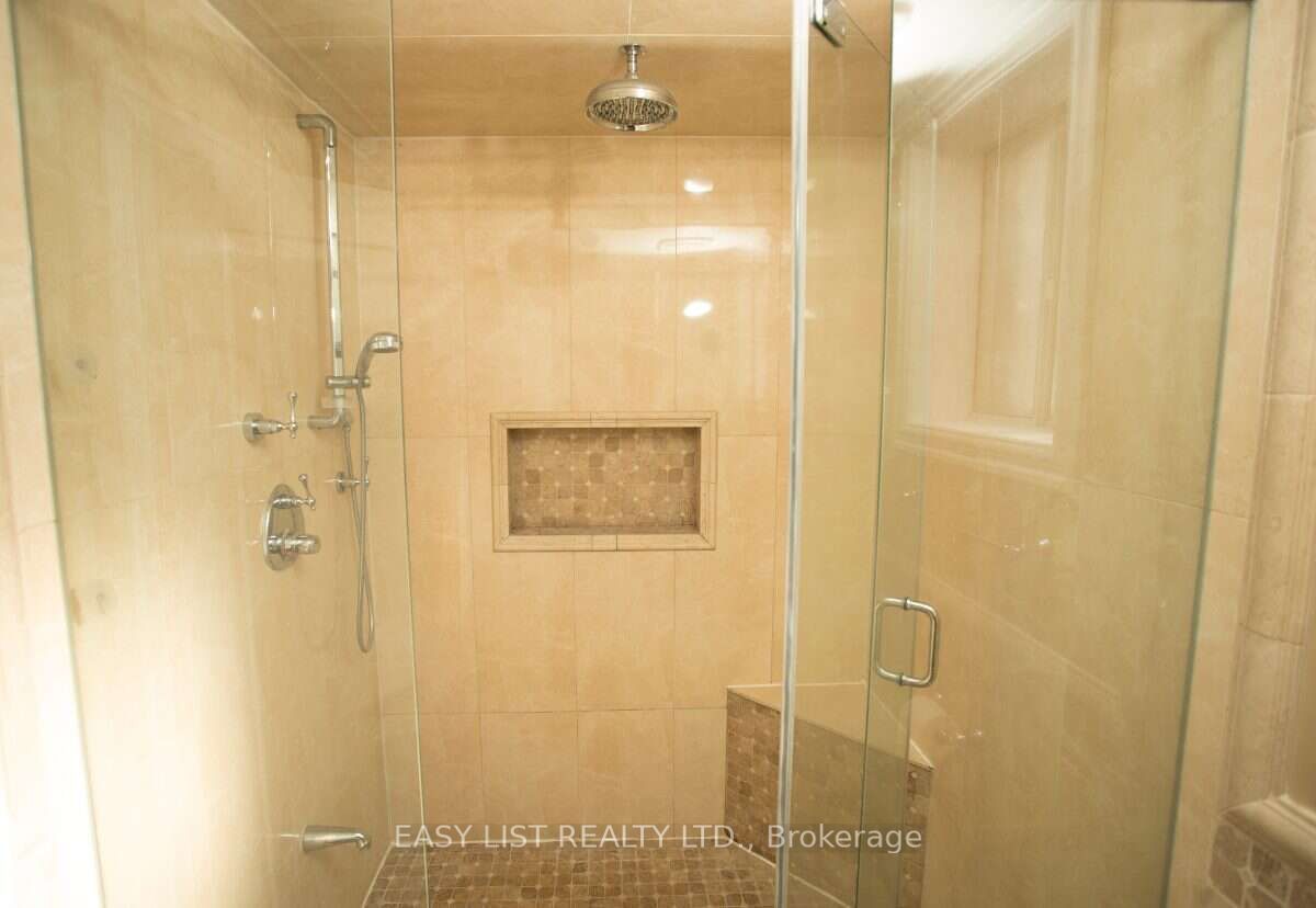 2 Princess Anne Crescent Property Photo 12