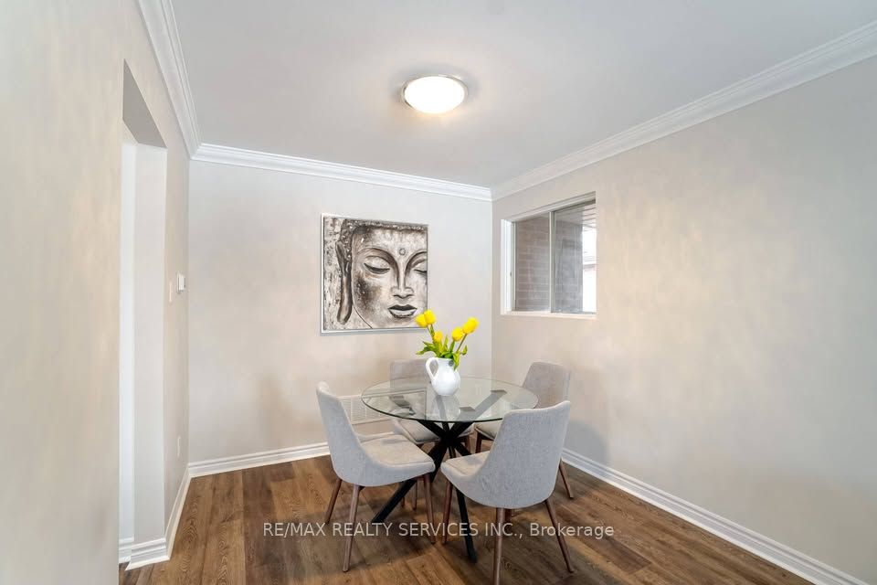 70 Montjoy Crescent Property Photo 7
