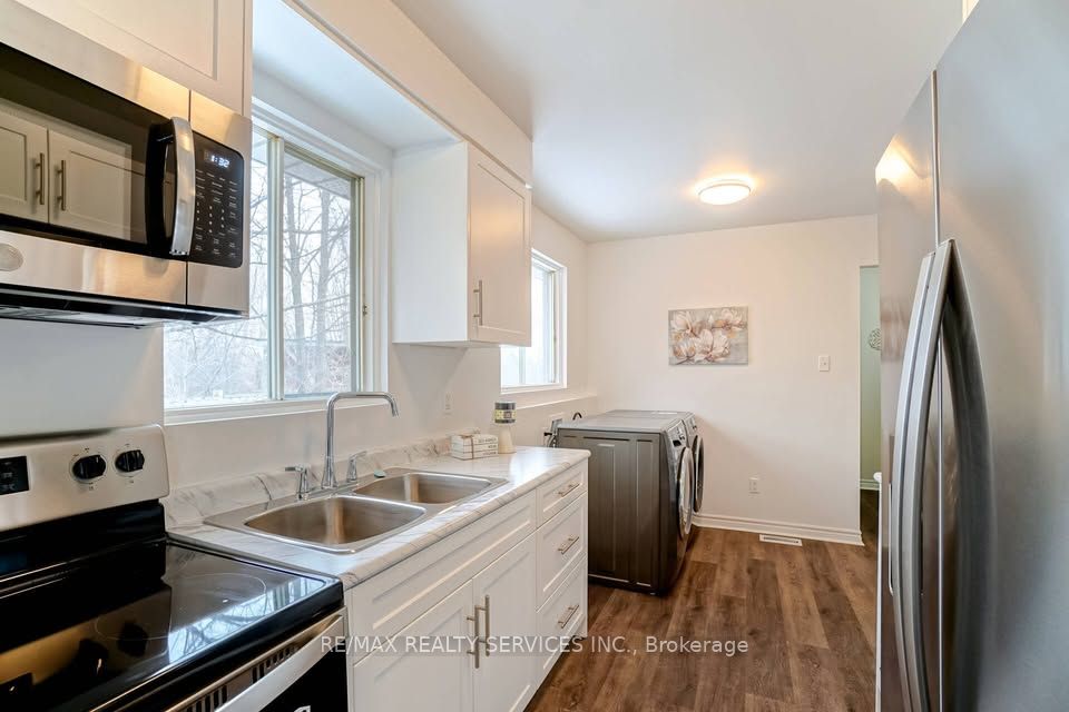70 Montjoy Crescent Property Photo 8
